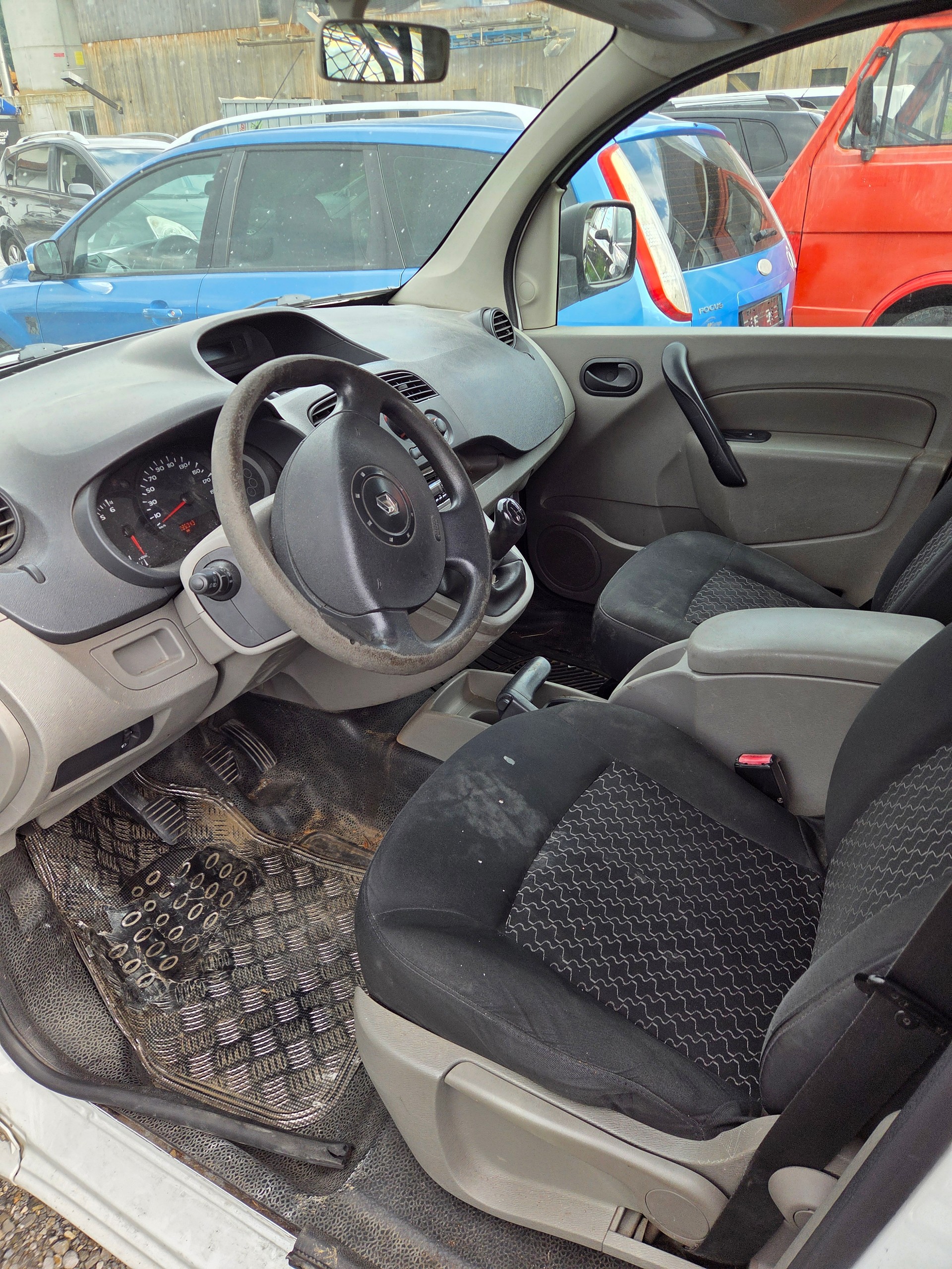 RENAULT Kangoo dCi 85 Business-image-5