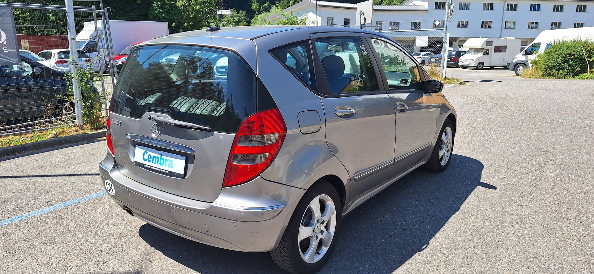 MERCEDES-BENZ A 200 Avantgarde-image-5