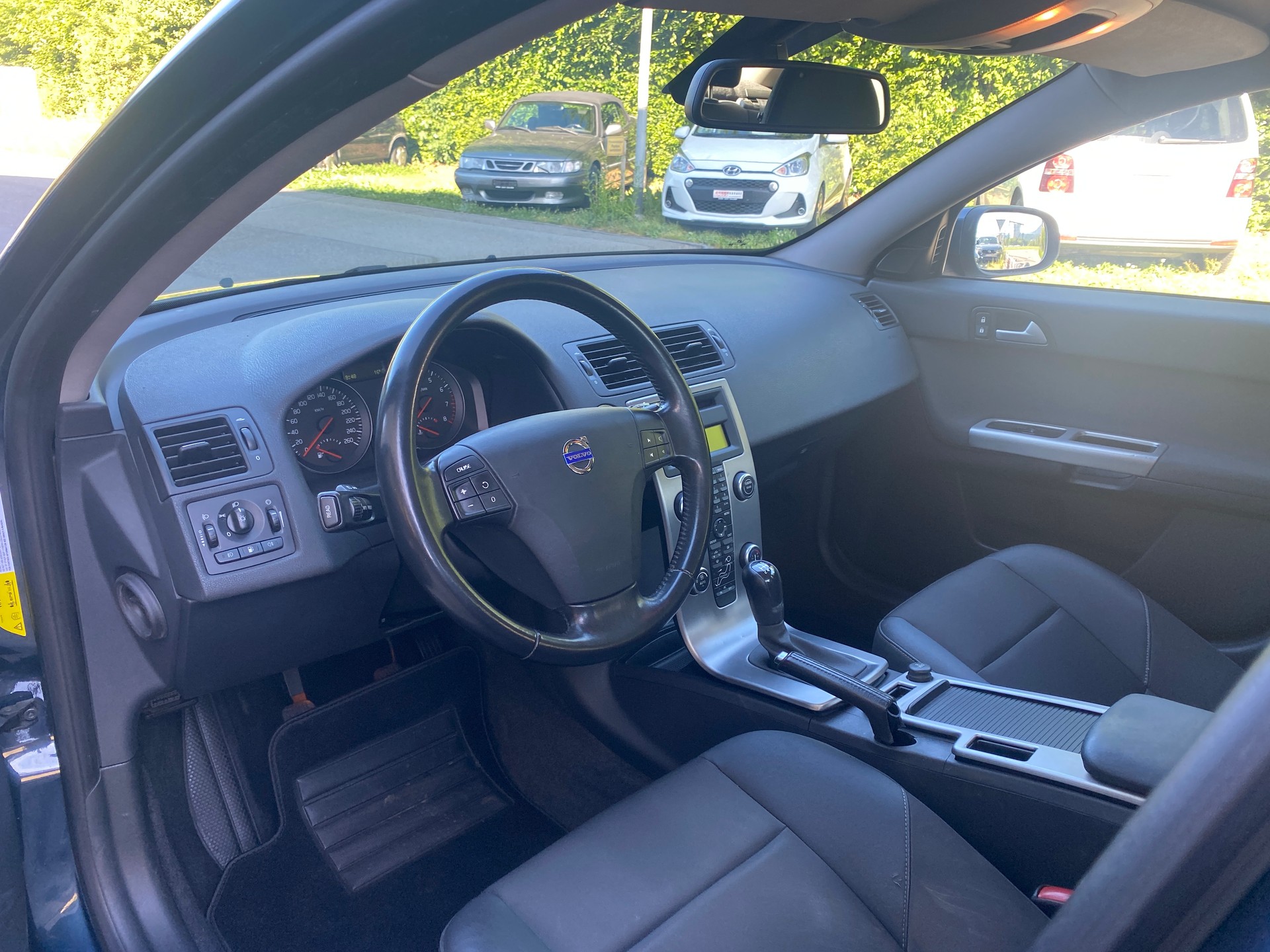 VOLVO S40 1.6 Momentum-image-4