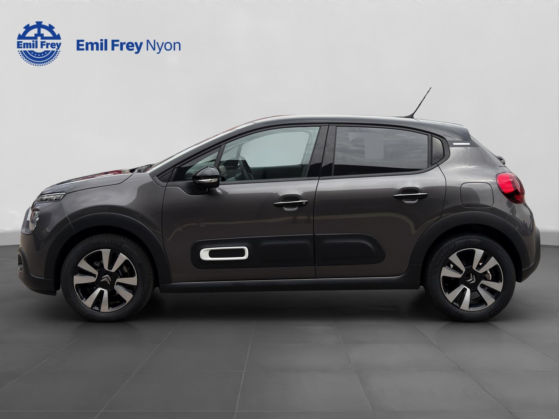CITROEN C3 1.2 PureTech Swiss Edition+-image-1