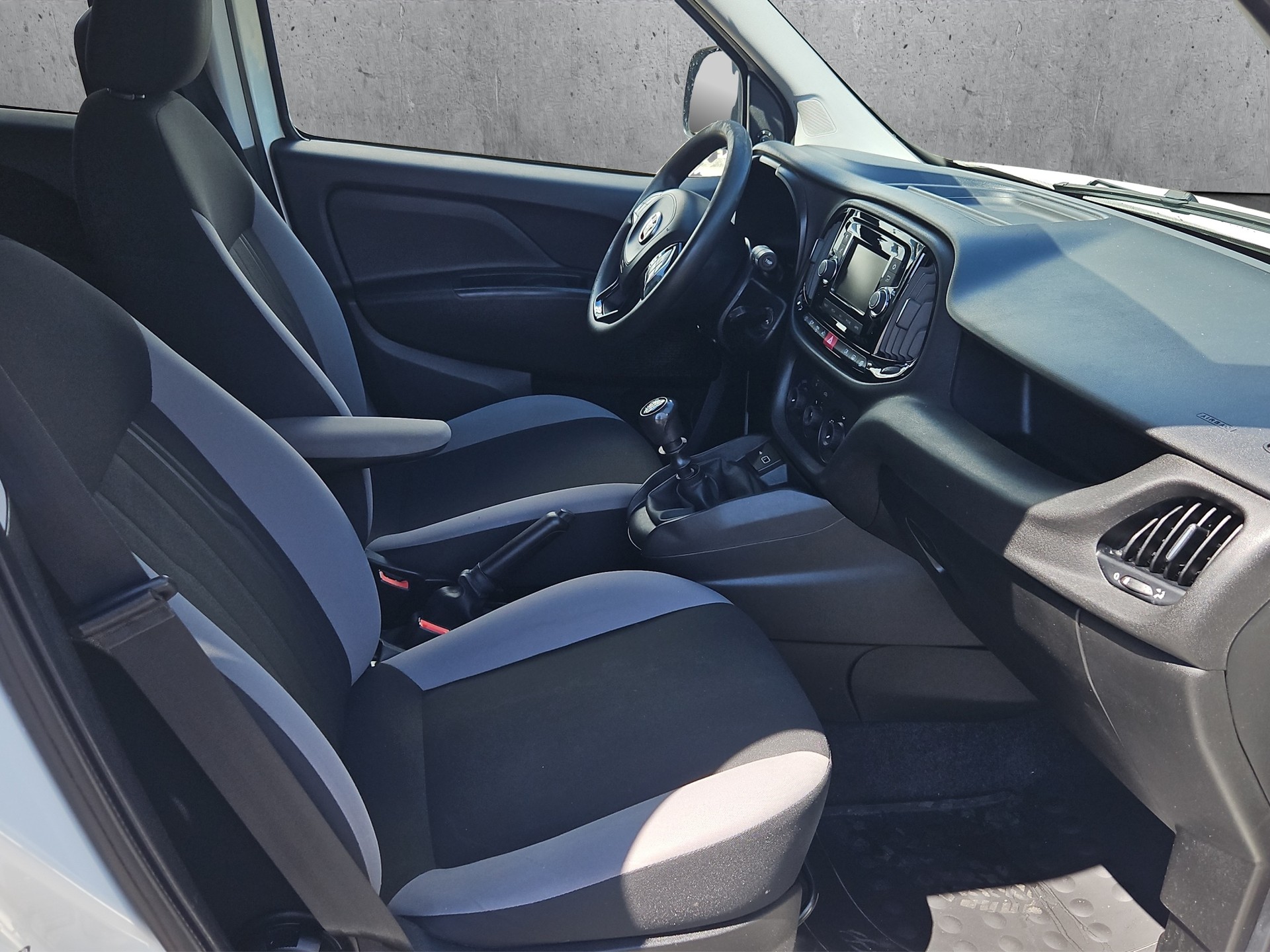 FIAT Doblò 1.6 Multijet Kombi Swiss Max-image-15