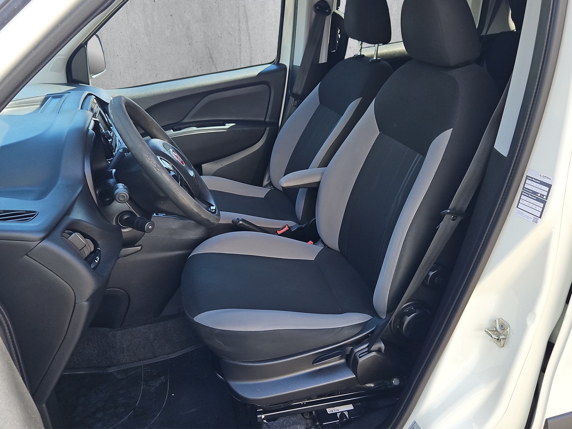 FIAT Doblò 1.6 Multijet Kombi Swiss Max-image-11