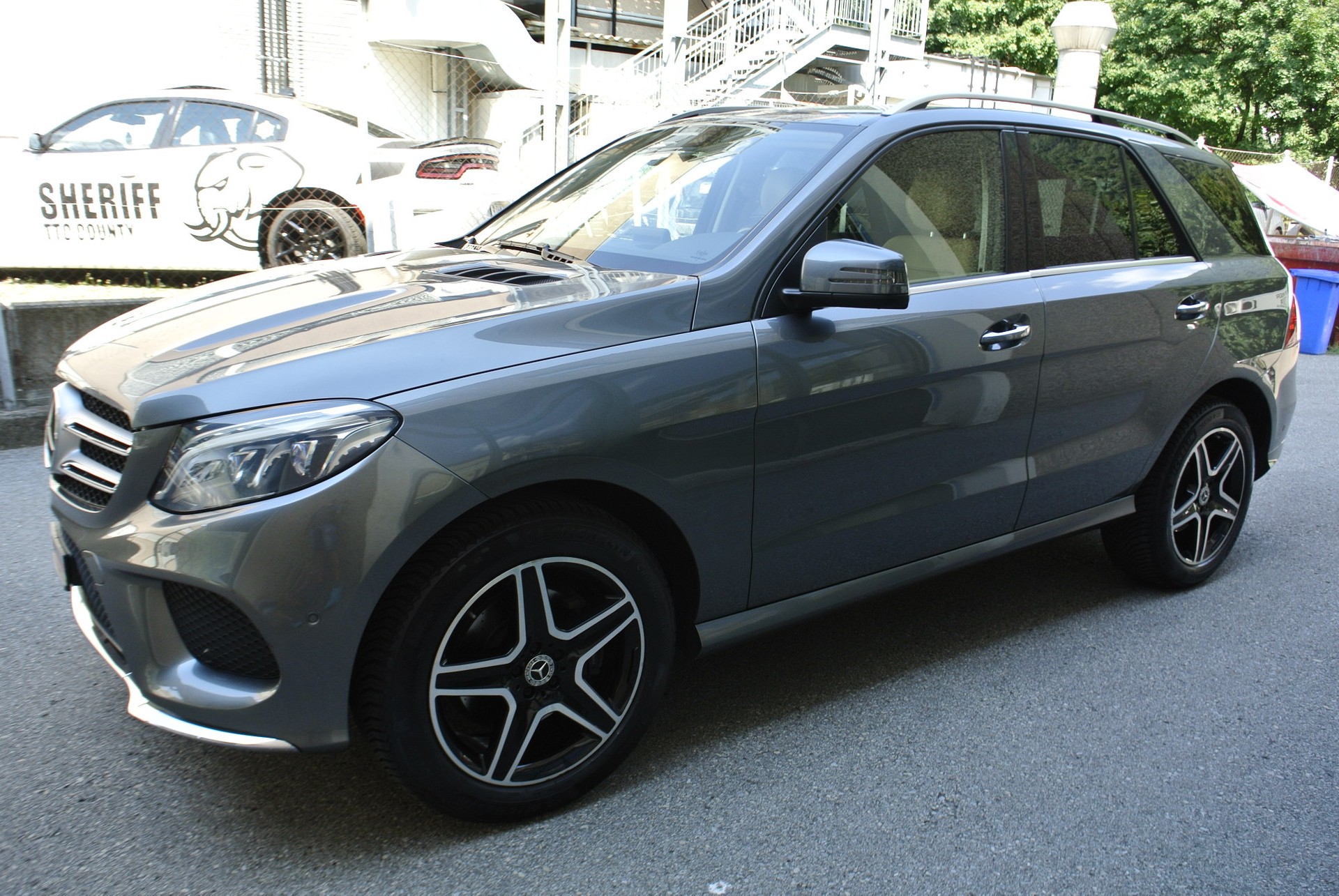 MERCEDES-BENZ GLE 350 d 4Matic 9G-Tronic-image-9