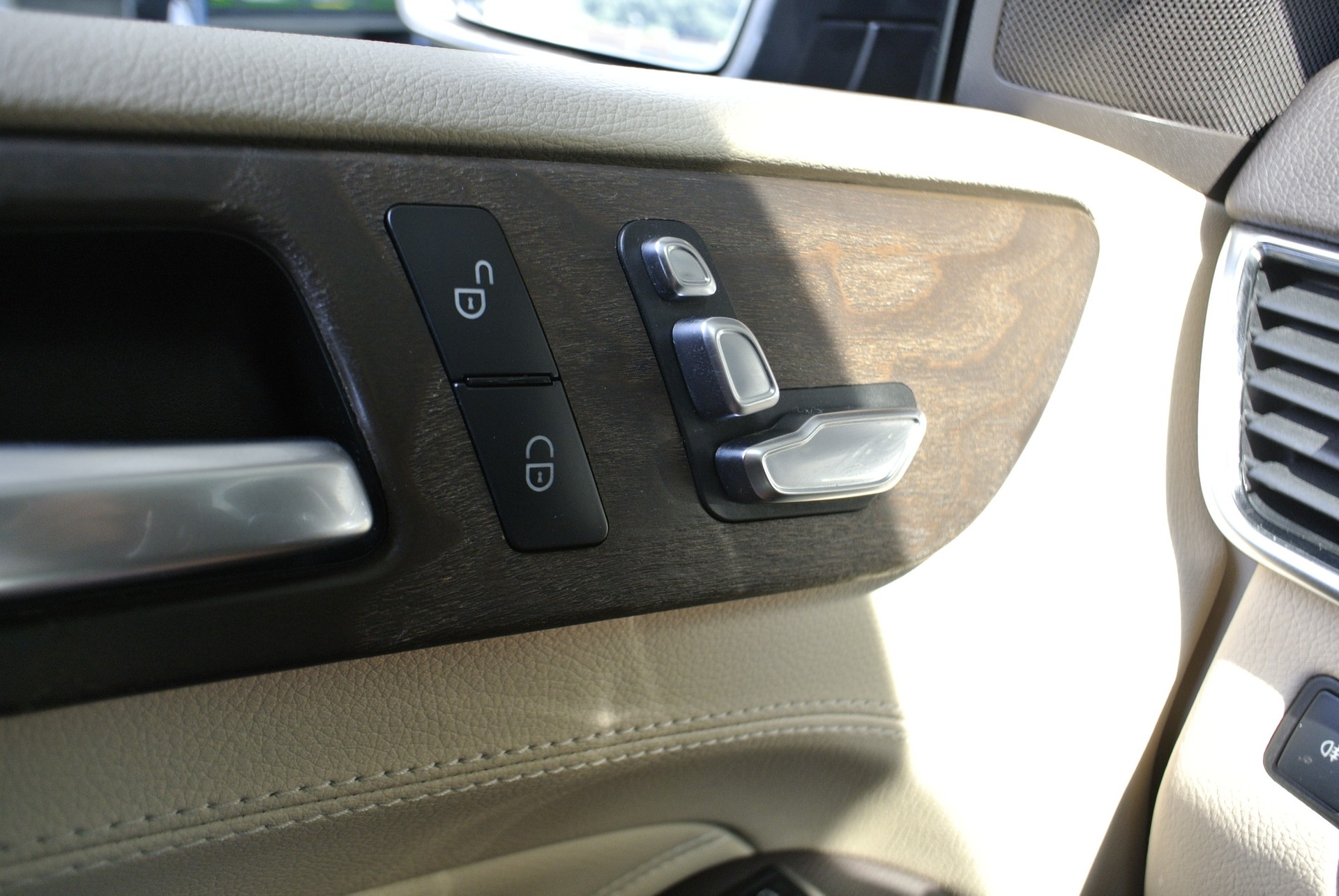 MERCEDES-BENZ GLE 350 d 4Matic 9G-Tronic-image-28