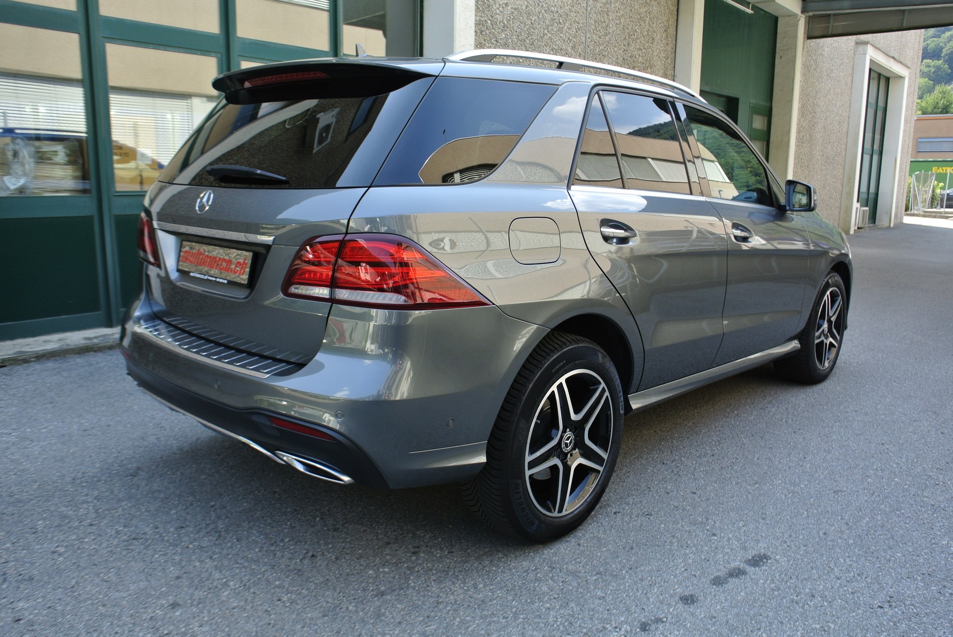 MERCEDES-BENZ GLE 350 d 4Matic 9G-Tronic-image-4