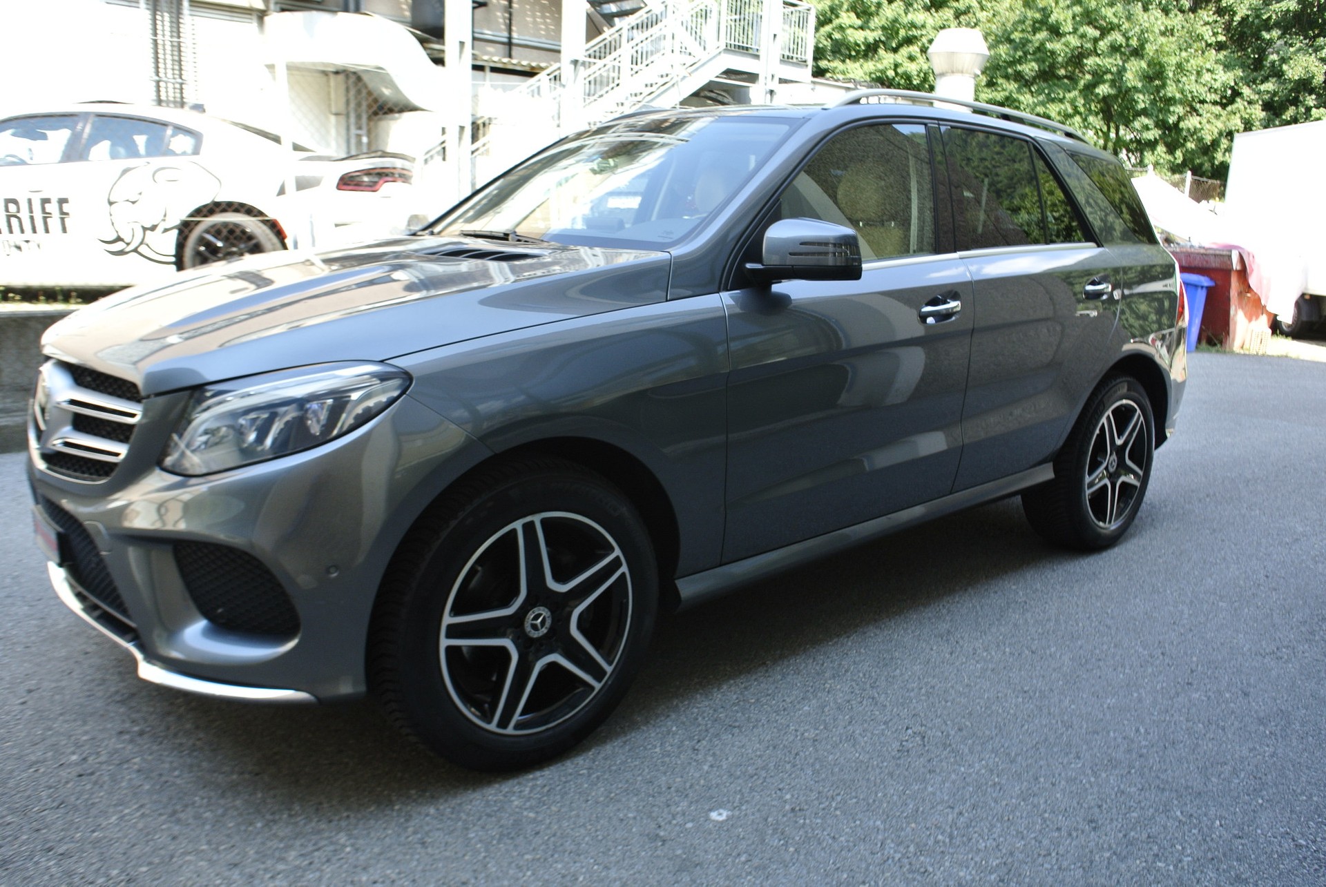 MERCEDES-BENZ GLE 350 d 4Matic 9G-Tronic-image-1