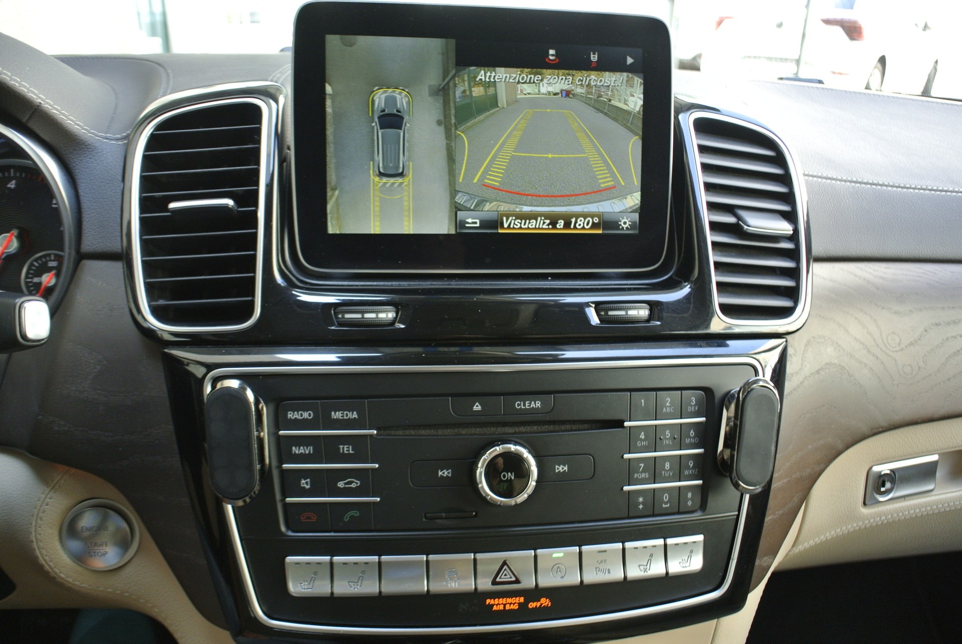 MERCEDES-BENZ GLE 350 d 4Matic 9G-Tronic-image-25