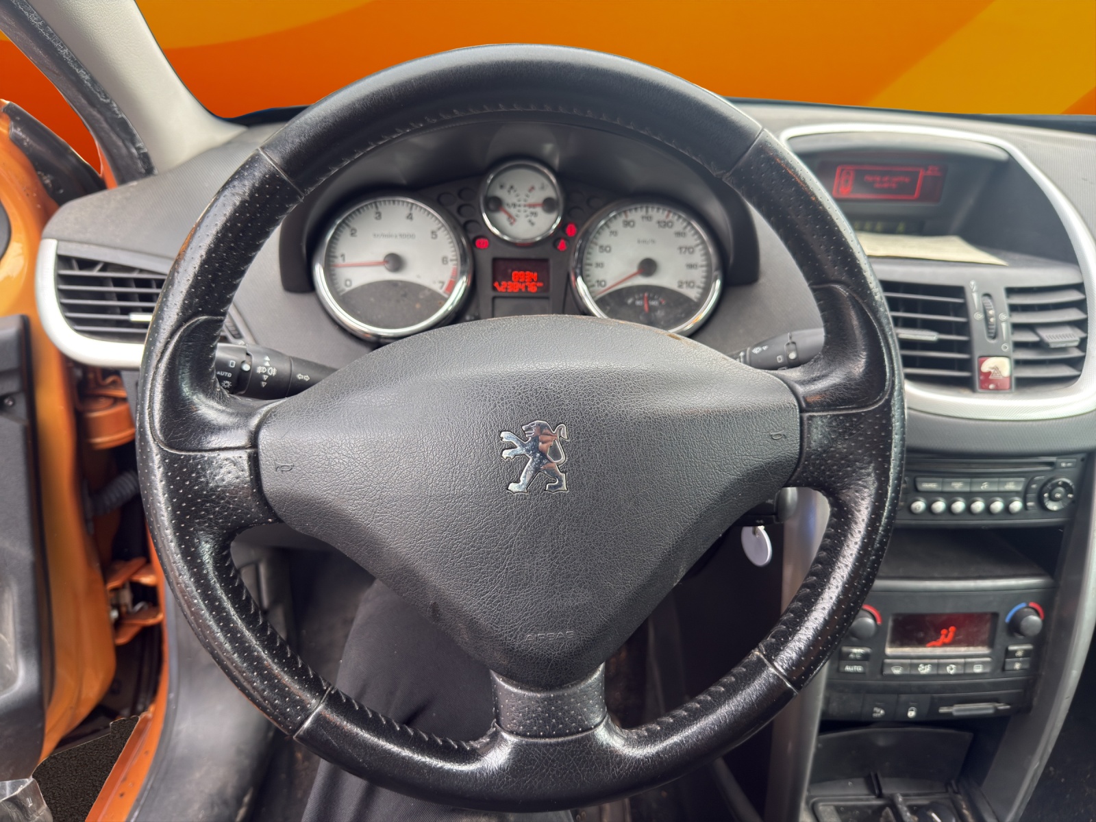 PEUGEOT 207 1.6 16V XS Premium-image-10