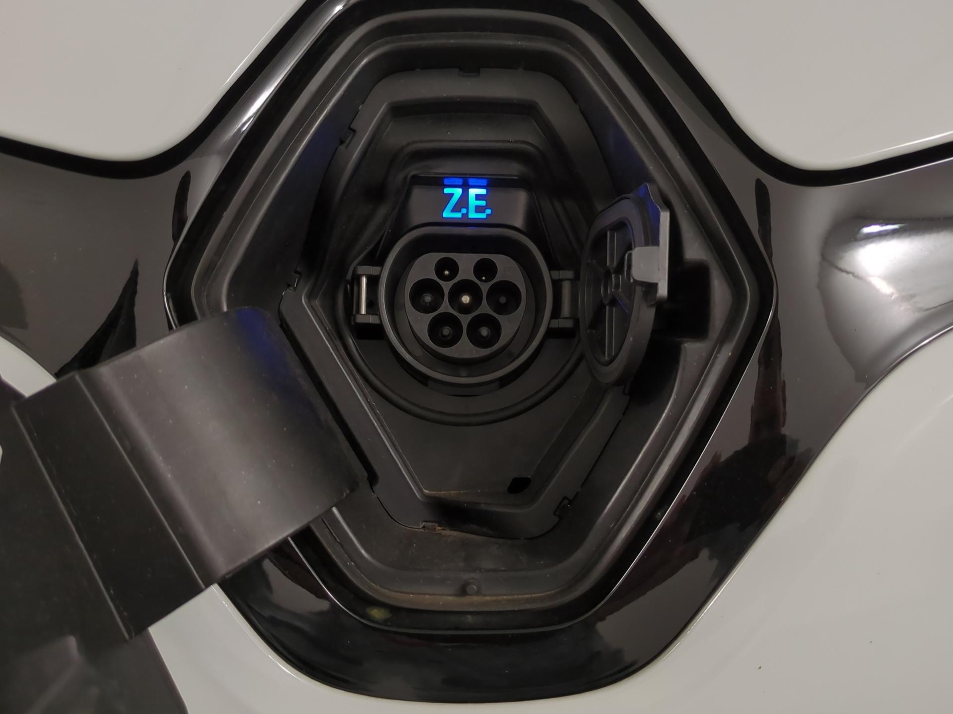 RENAULT Zoe Limited R110 (incl. Batterie)-image-25