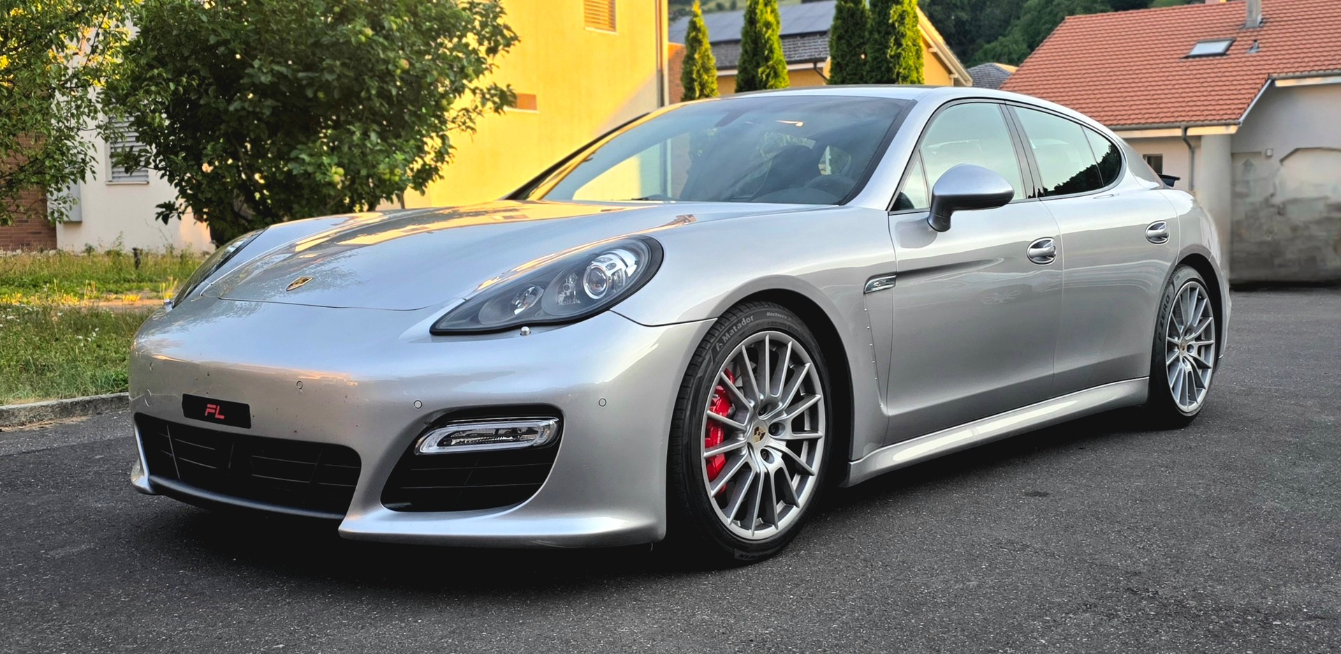 PORSCHE Panamera GTS 4.8 PDK