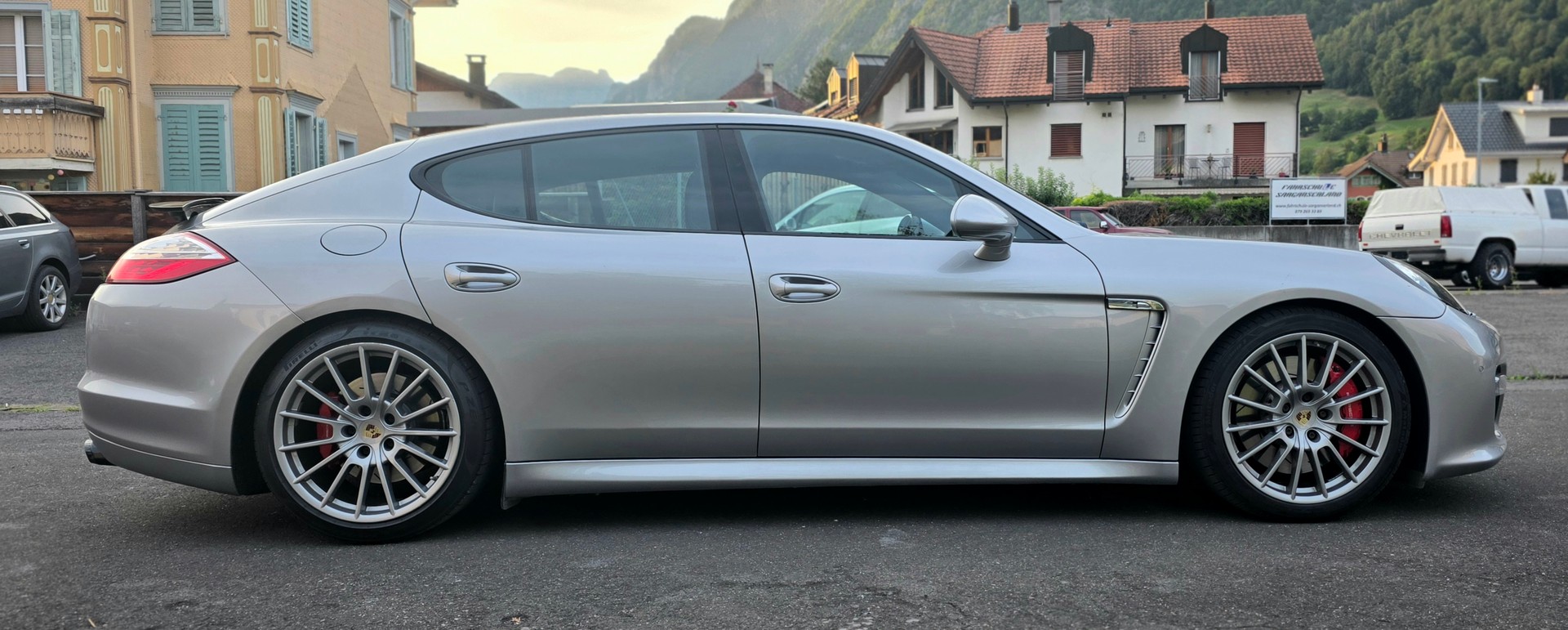 PORSCHE Panamera GTS 4.8 PDK-image-6