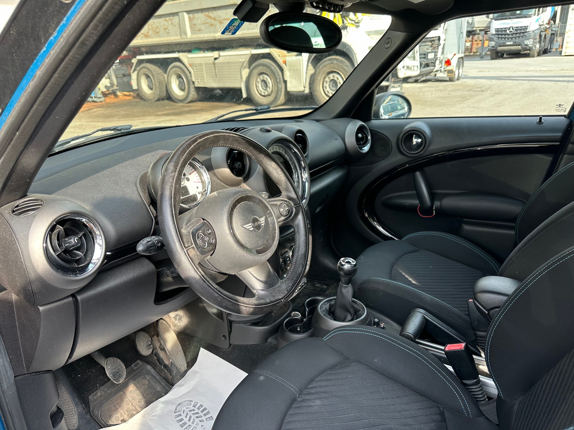 MINI Countryman Cooper D ALL4-image-9