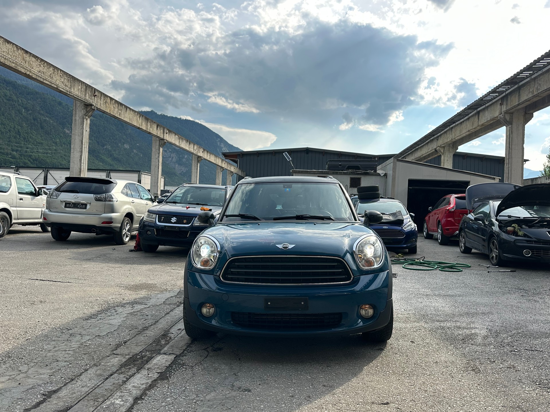 MINI Countryman Cooper D ALL4-image-2