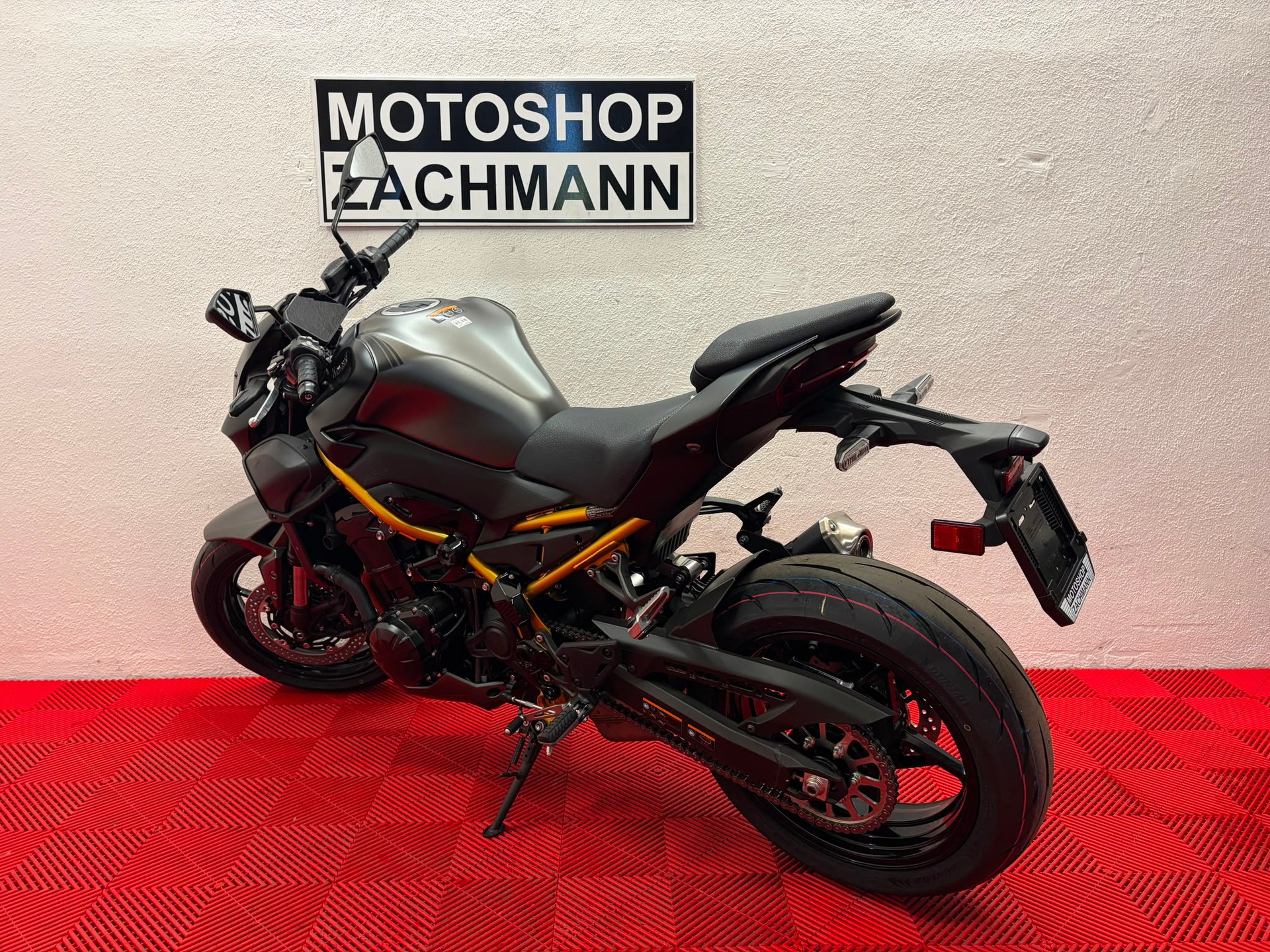 KAWASAKI Z 900 (70kW)-image-4