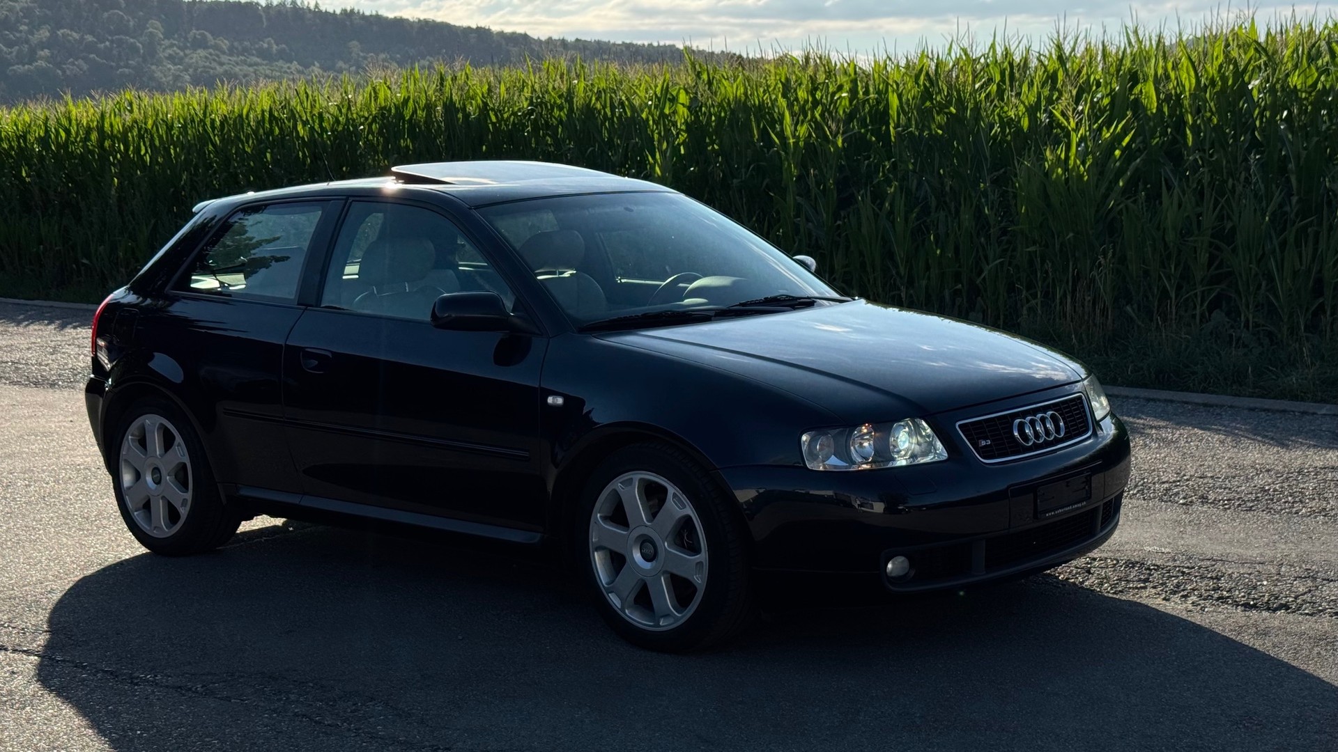 AUDI S3 quattro-image-6