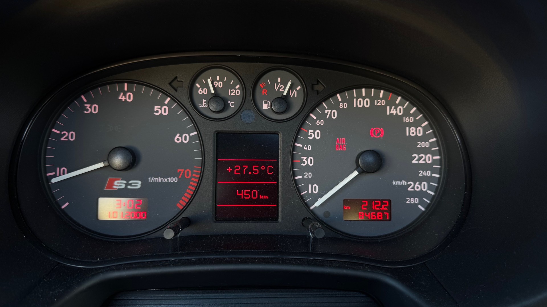 AUDI S3 quattro-image-15