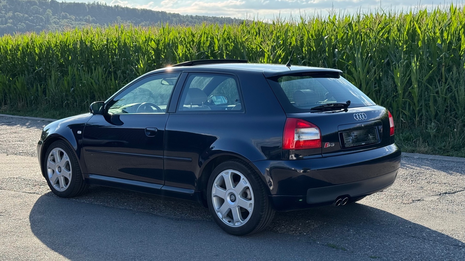 AUDI S3 quattro-image-2