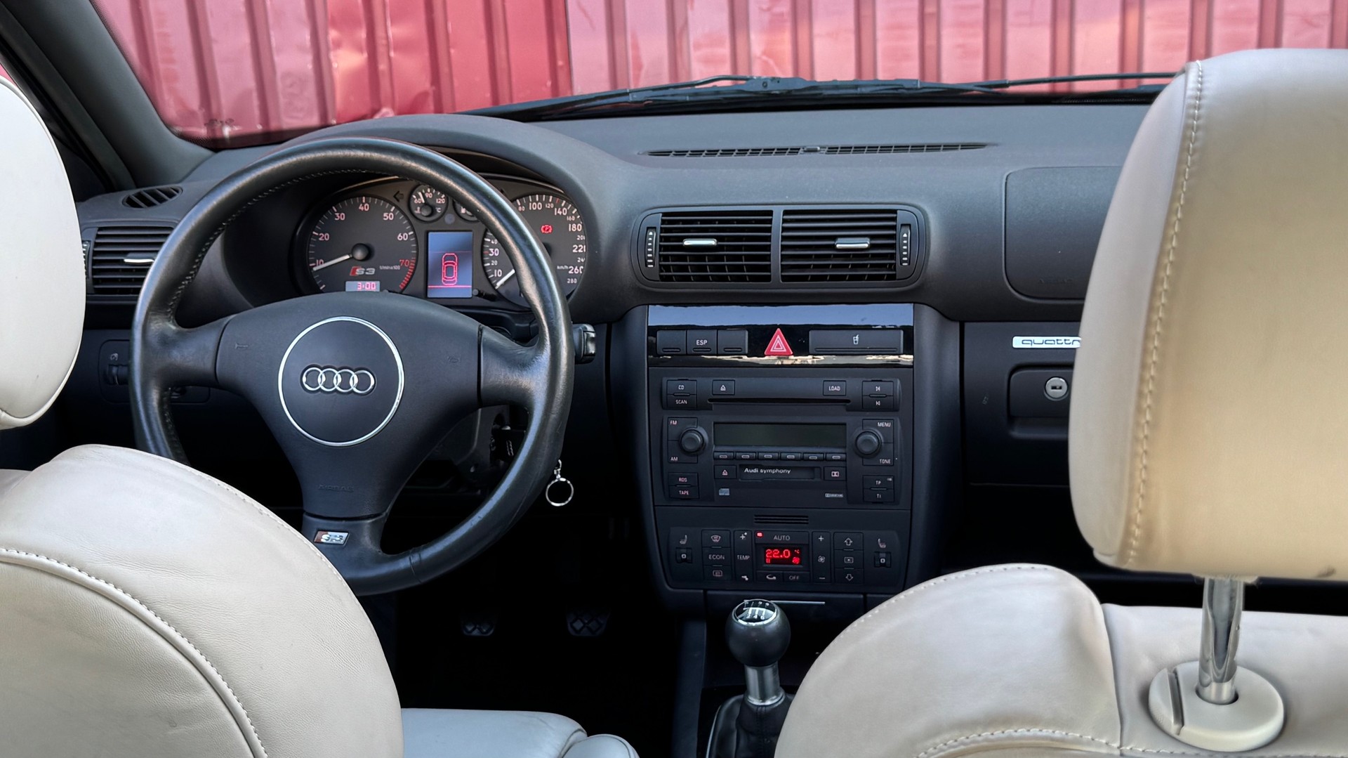 AUDI S3 quattro-image-9