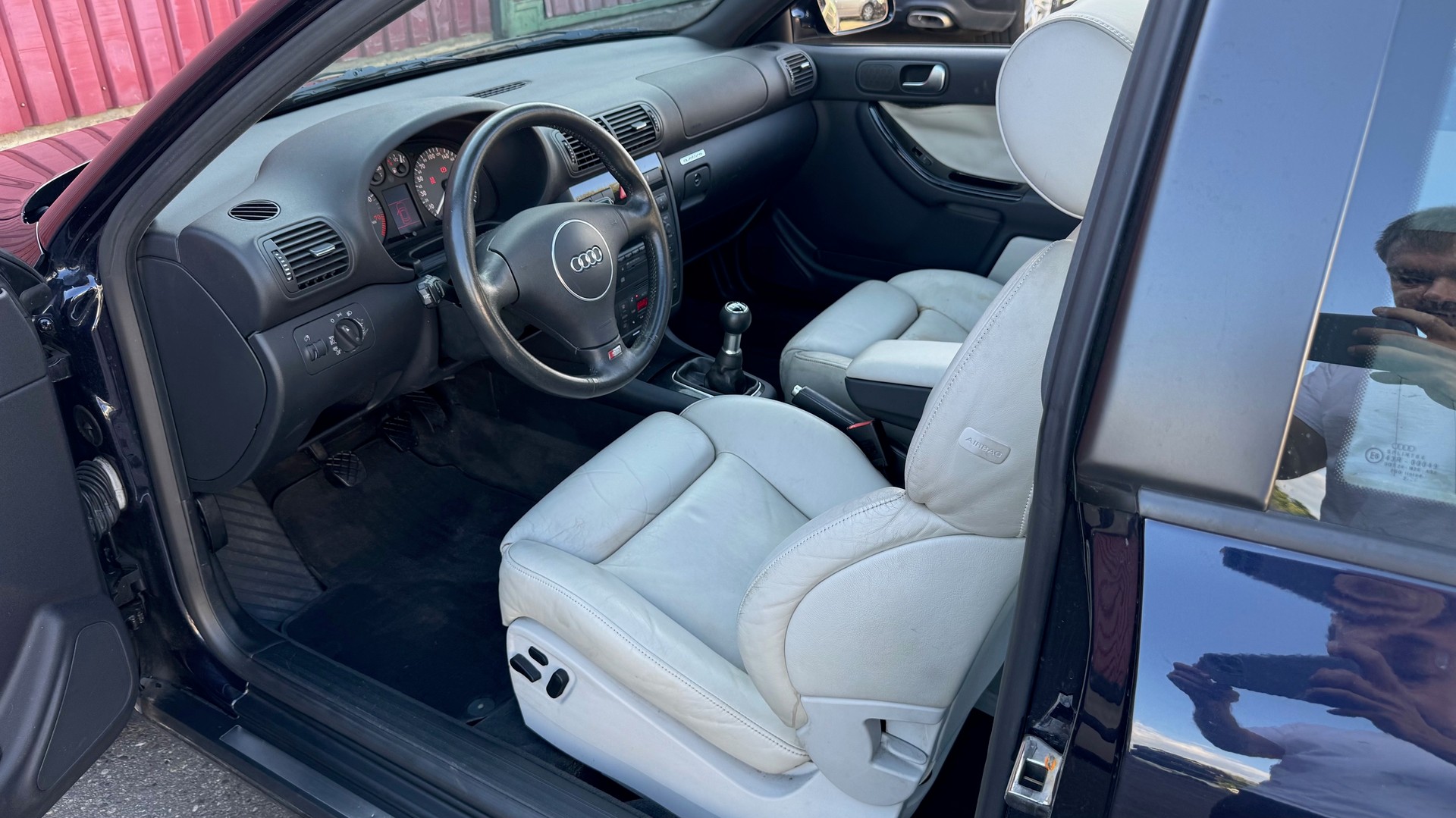 AUDI S3 quattro-image-10