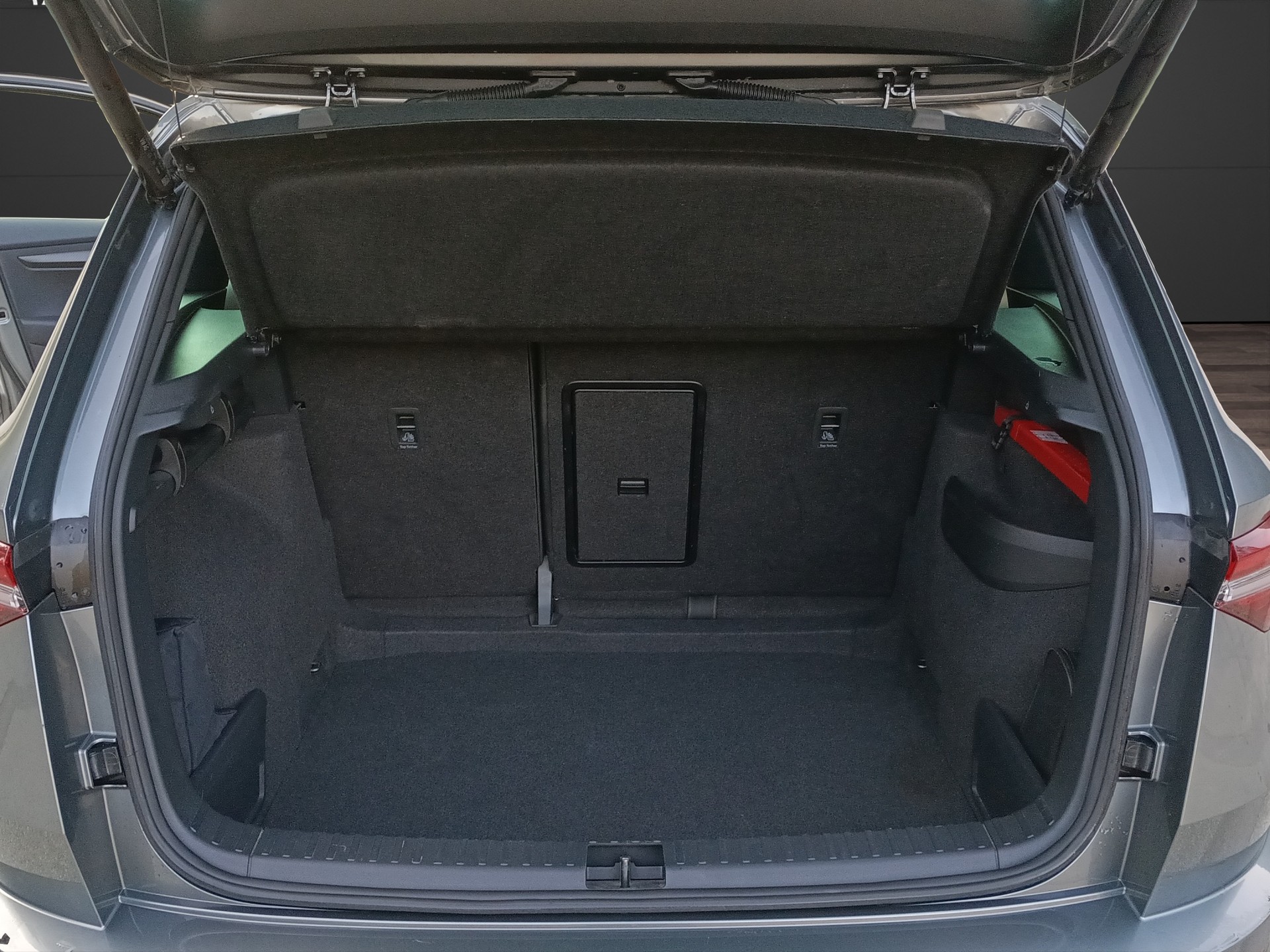 SKODA Karoq 2.0 TSI SportLine 4x4 DSG-image-17
