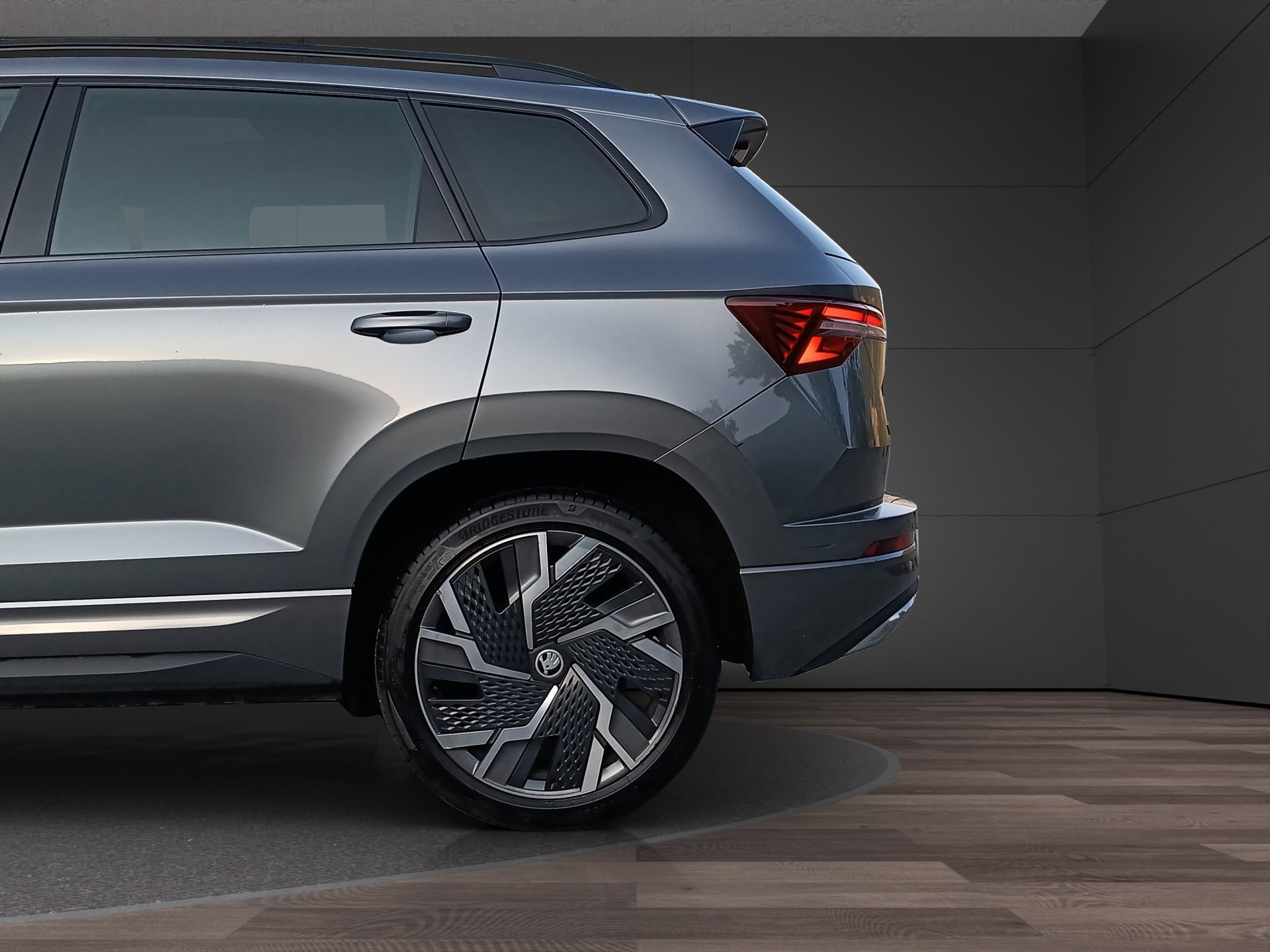SKODA Karoq 2.0 TSI SportLine 4x4 DSG-image-19