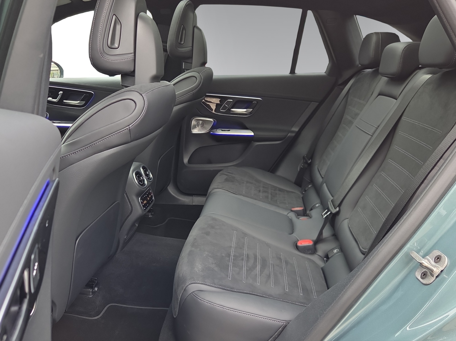 Image MERCEDES-BENZ GLC-300 GLC 300 4Matic 9G-Tronic