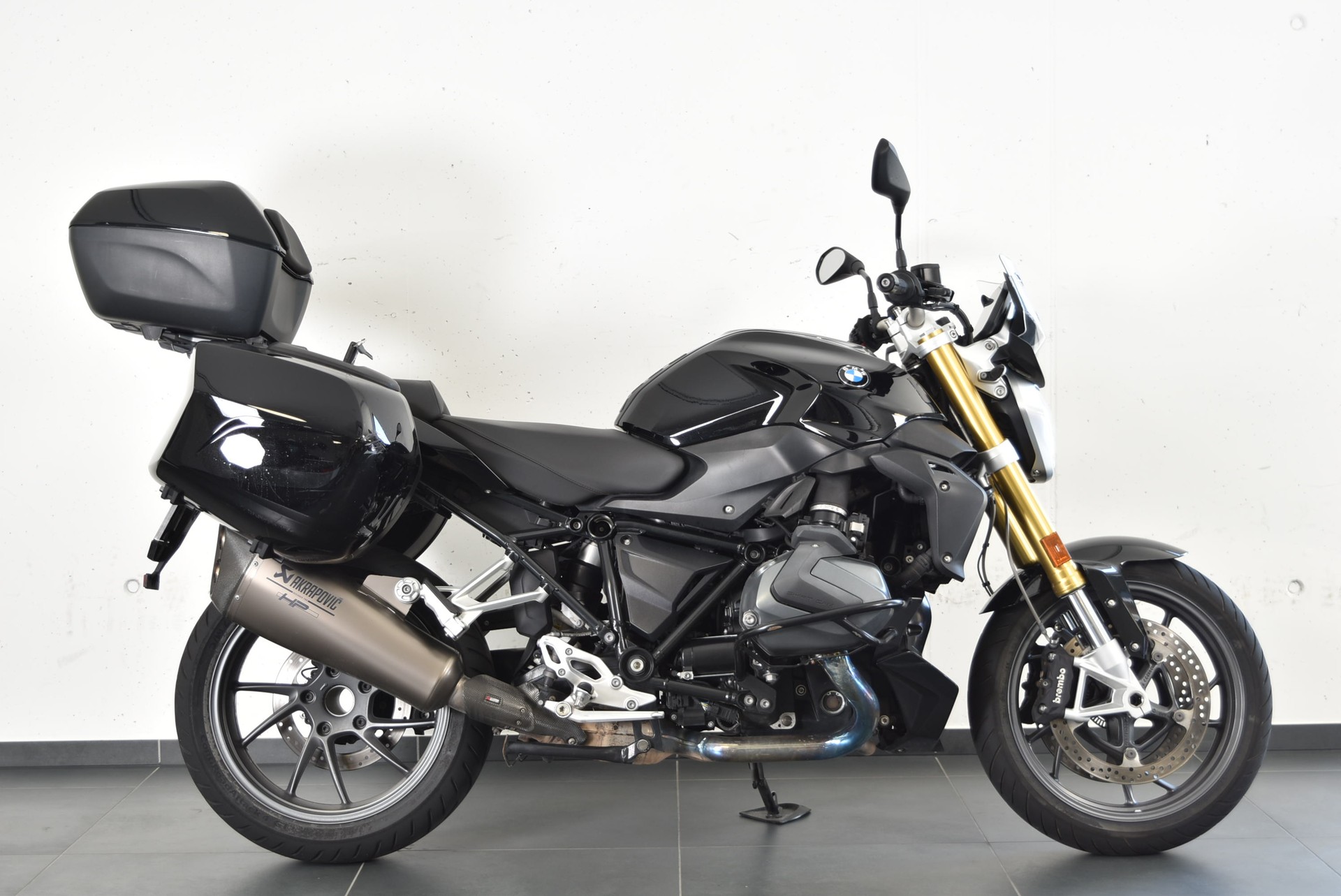 BMW R 1250 R-showroom-element-3