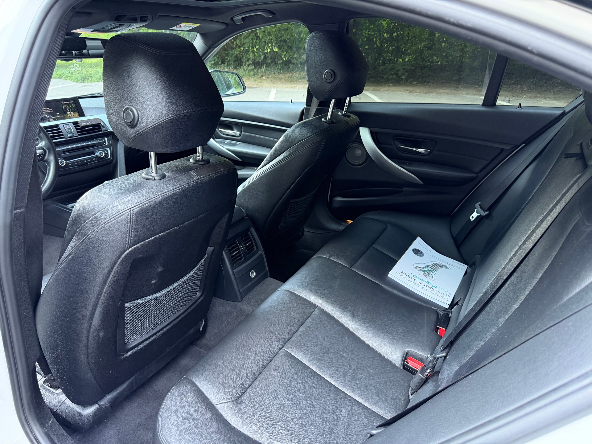 BMW 335i xDrive M-Performance-image-7