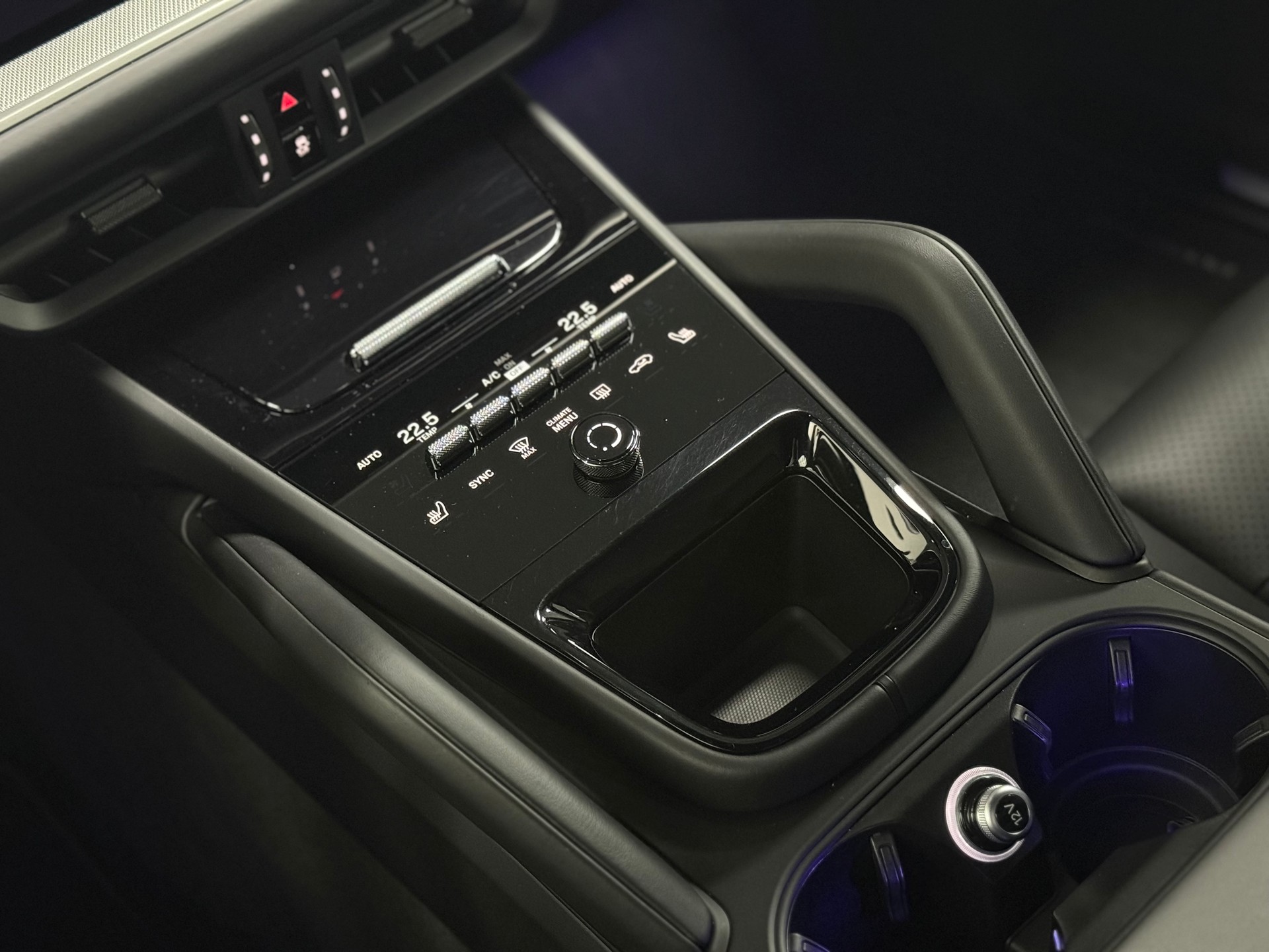 PORSCHE Cayenne Tiptronic-image-22