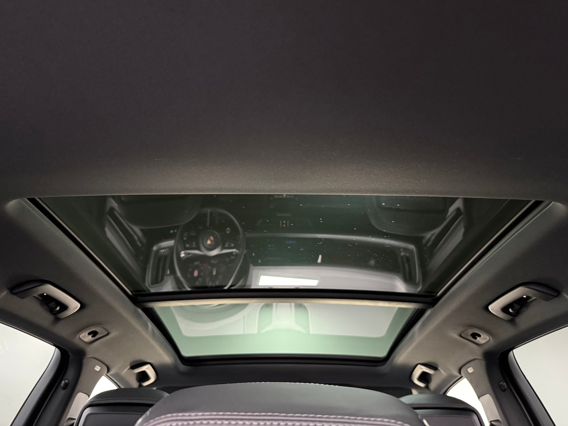 PORSCHE Cayenne Tiptronic-image-30