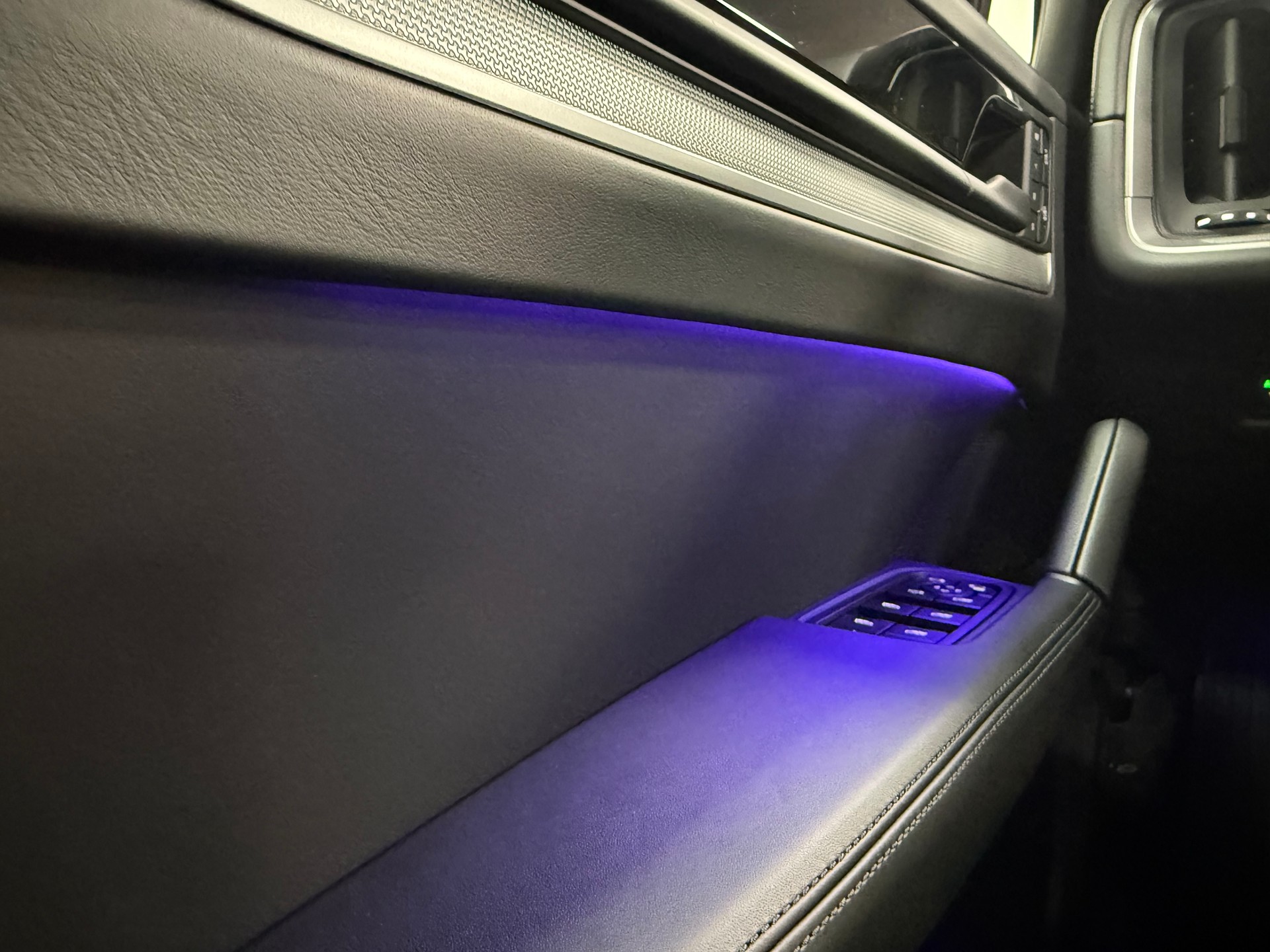 PORSCHE Cayenne Tiptronic-image-26