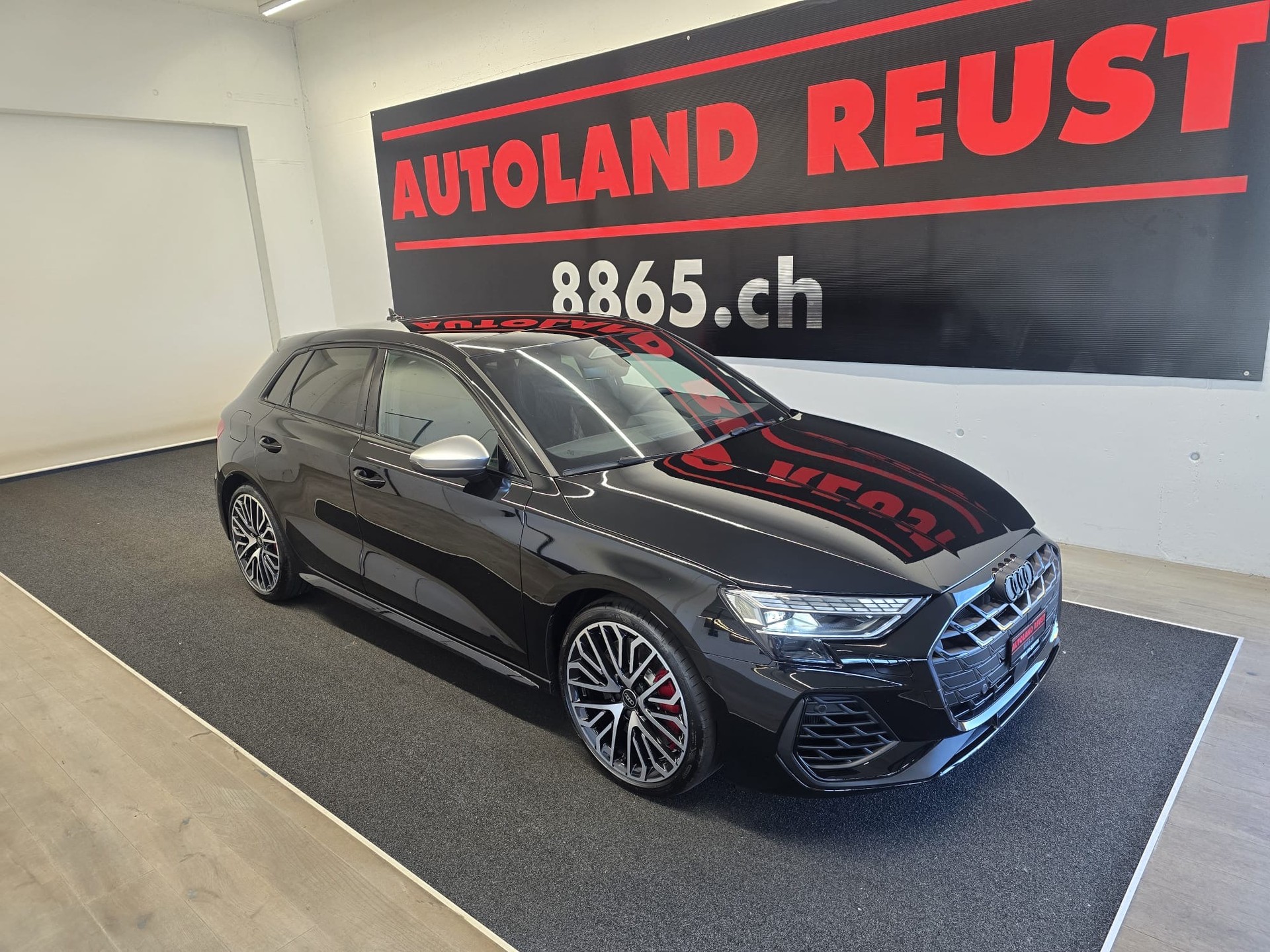 AUDI S3 Sportback TFSI quattro S-tronic-image-7