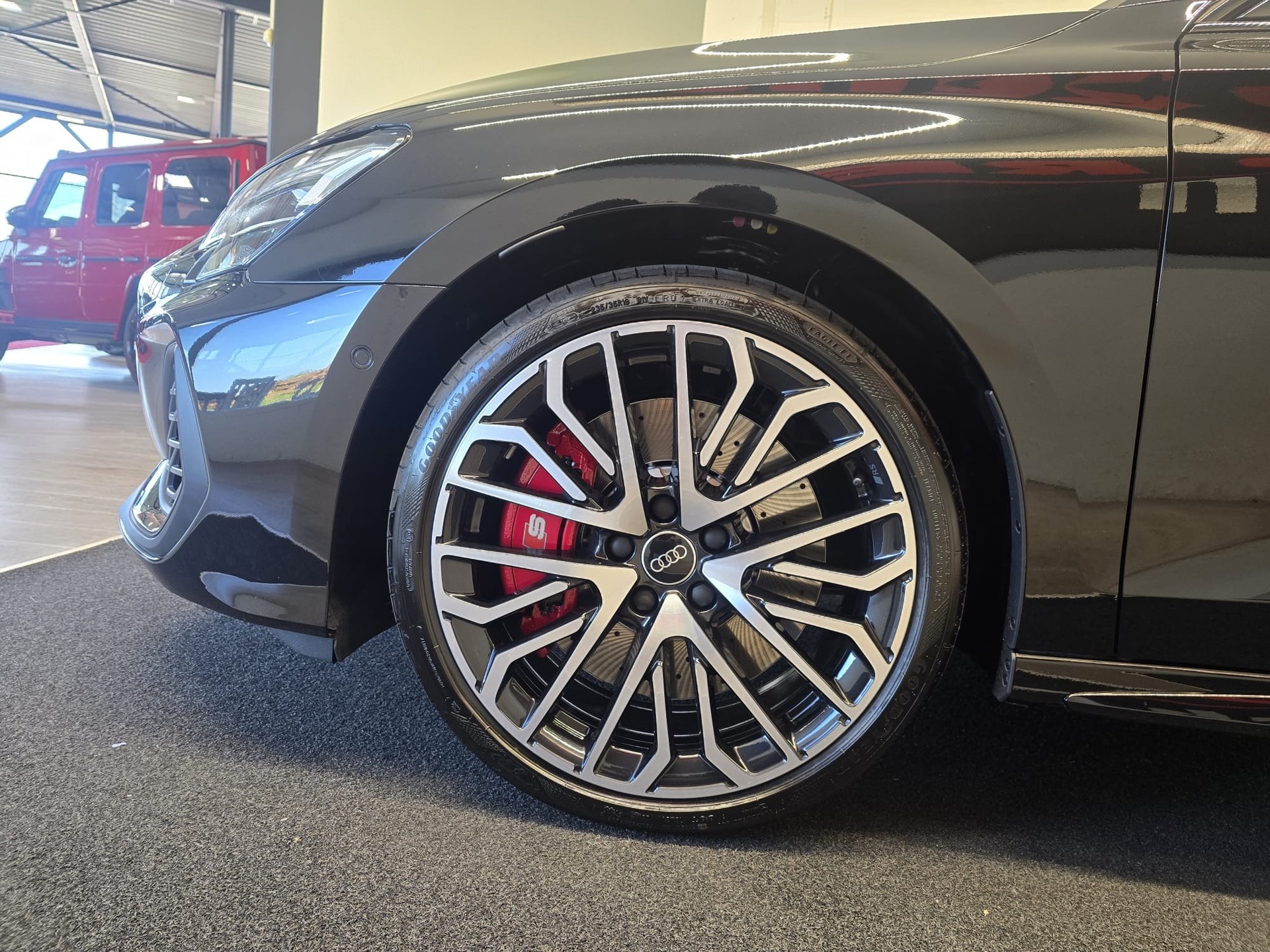 AUDI S3 Sportback TFSI quattro S-tronic-image-8