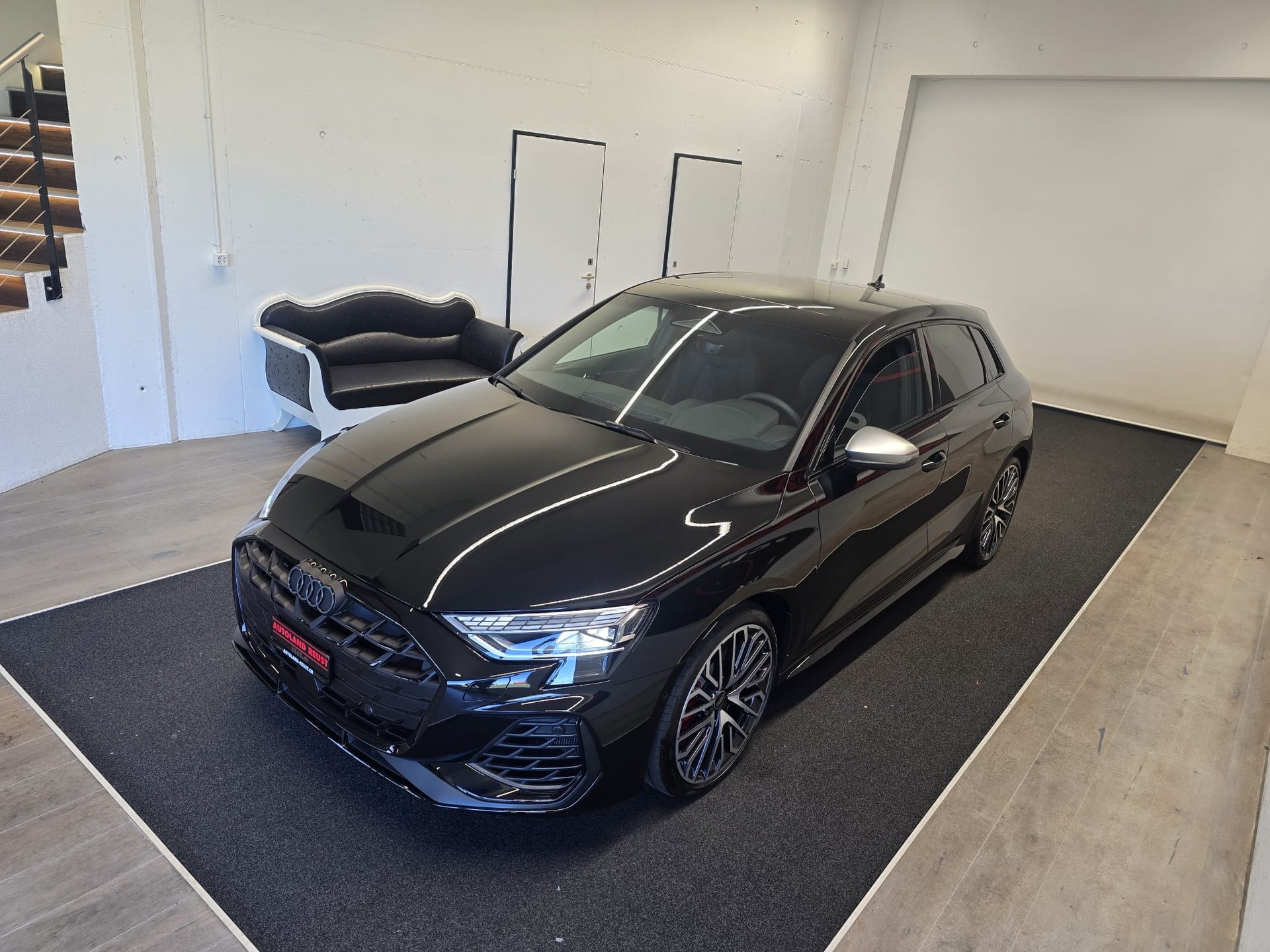 AUDI S3 Sportback TFSI quattro S-tronic-image-1