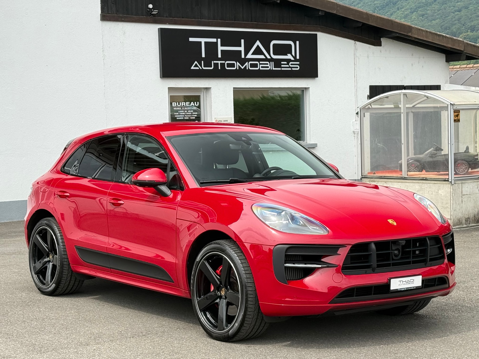 PORSCHE Macan GTS PDK-image-13