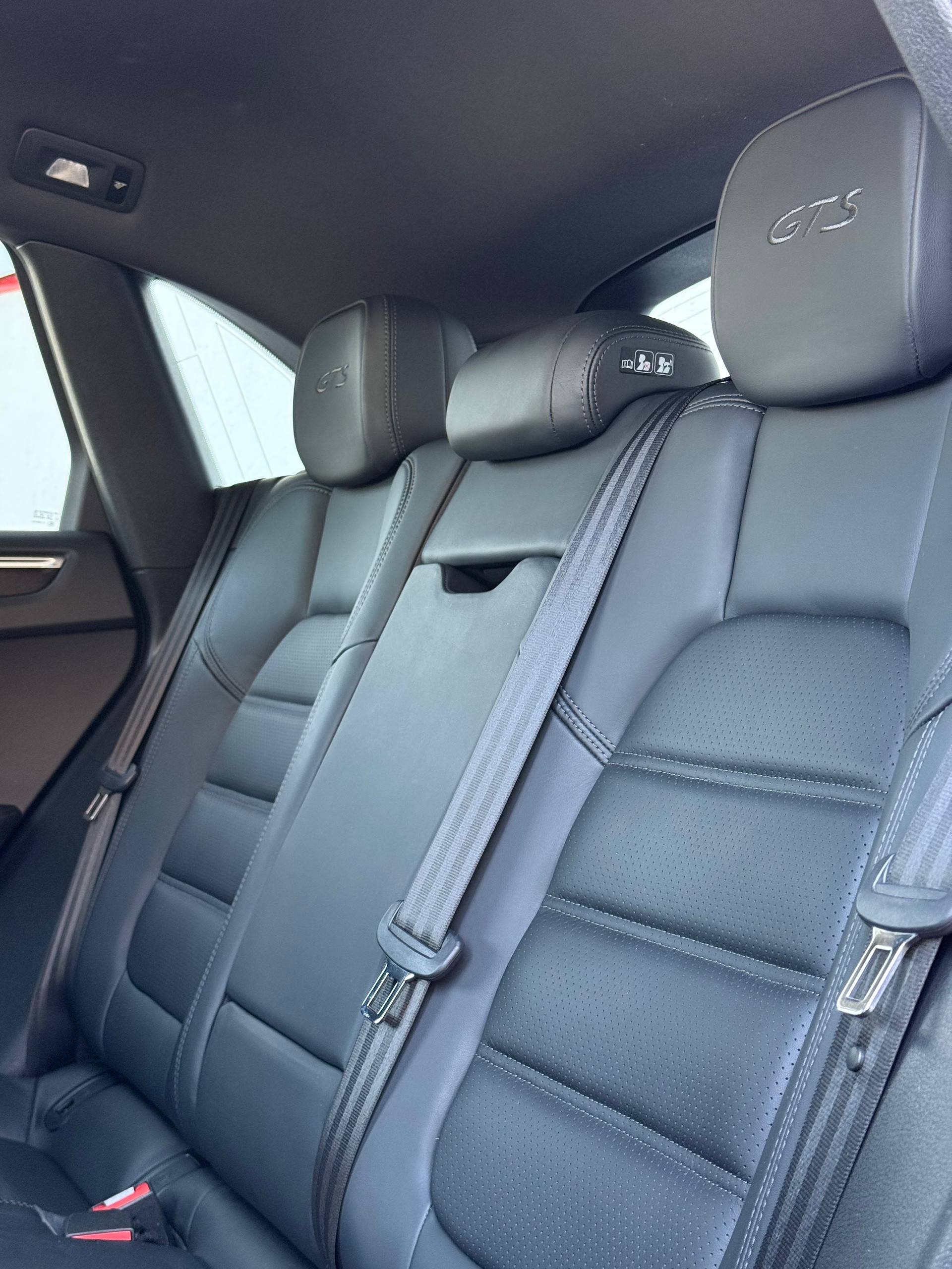 PORSCHE Macan GTS PDK-image-22