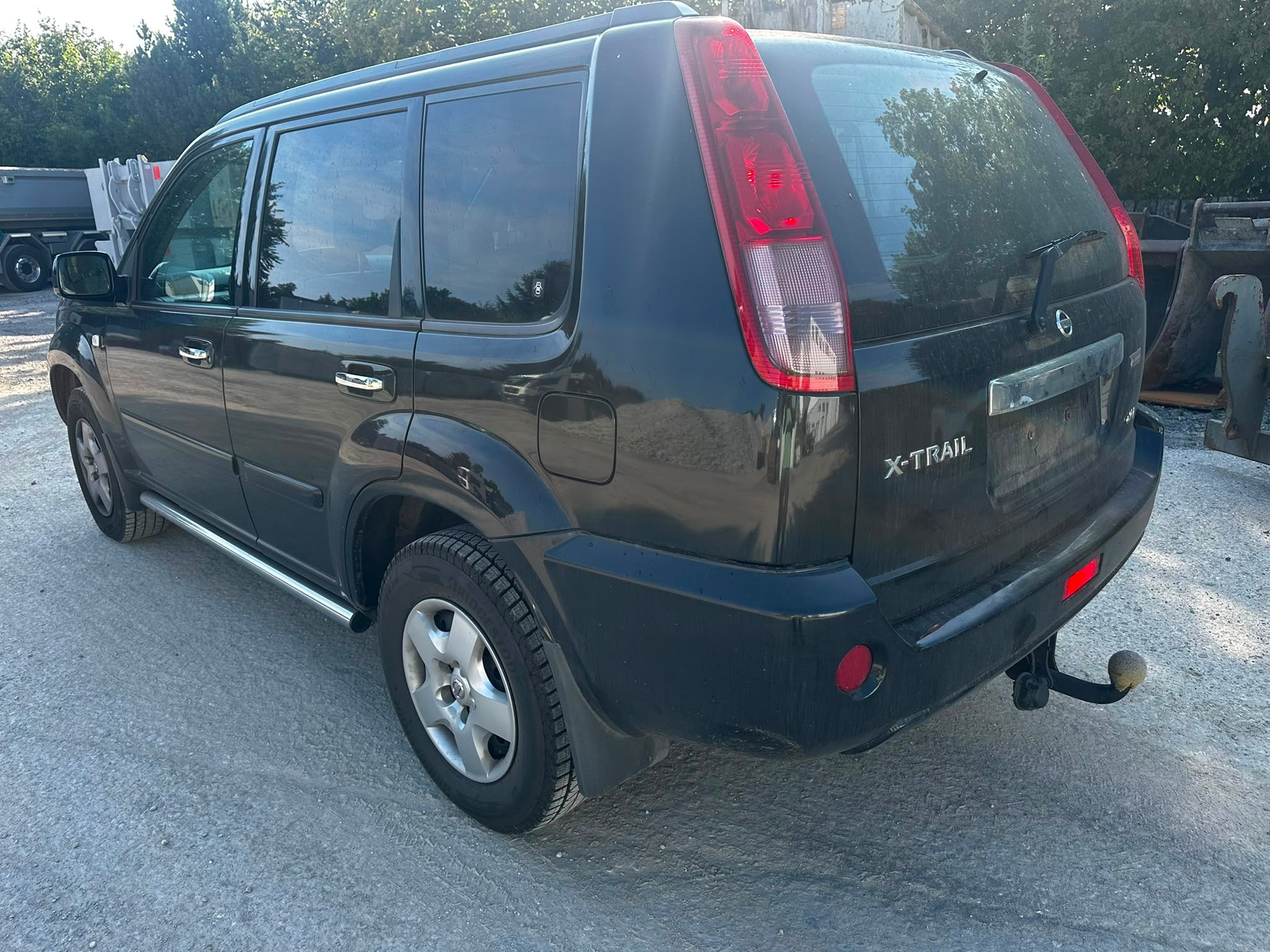 NISSAN X-Trail 2.2 DCI Columbia 4WD-image-2