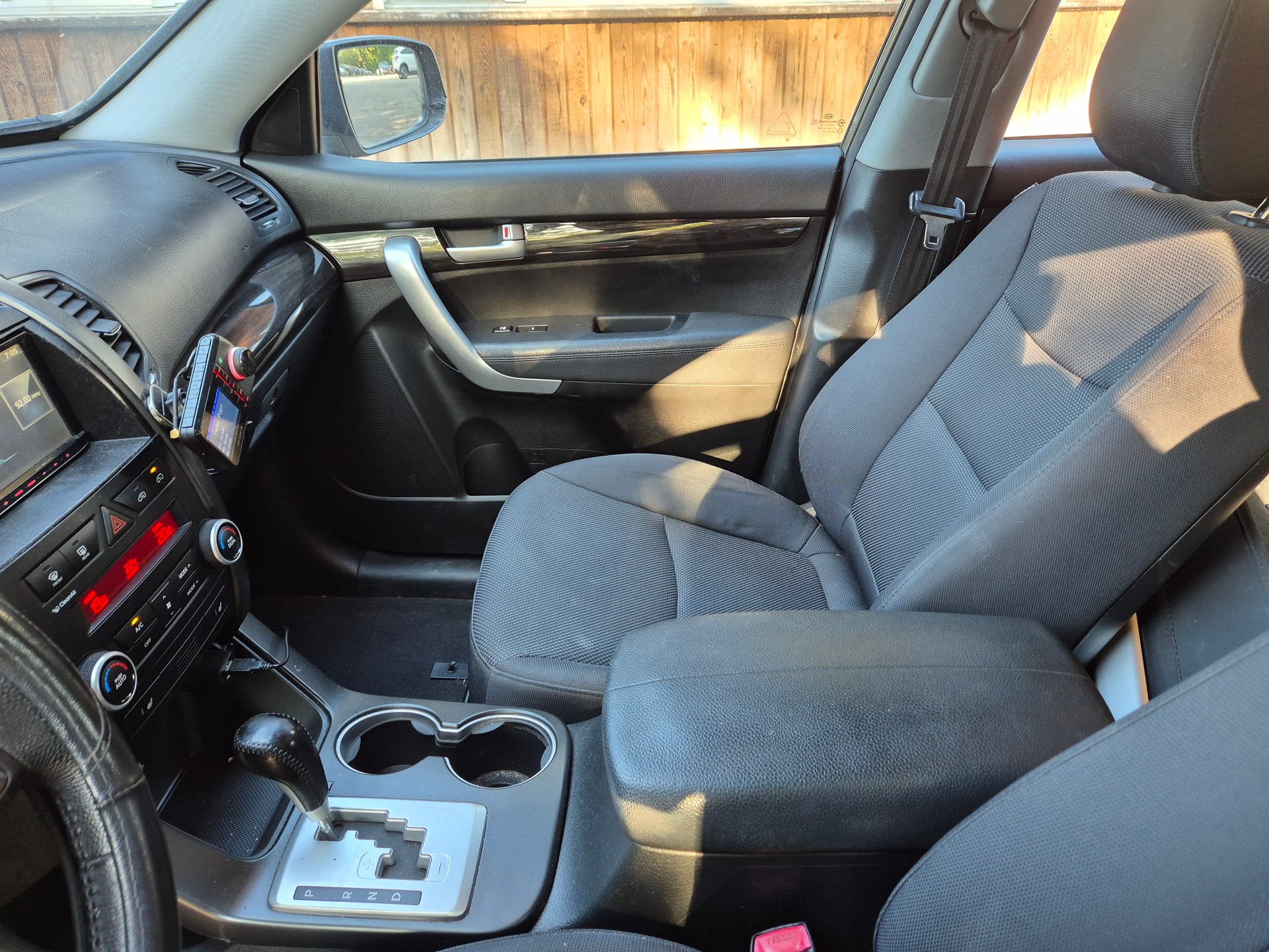 KIA Sorento 2.2 CRDI Style Automatic-image-11