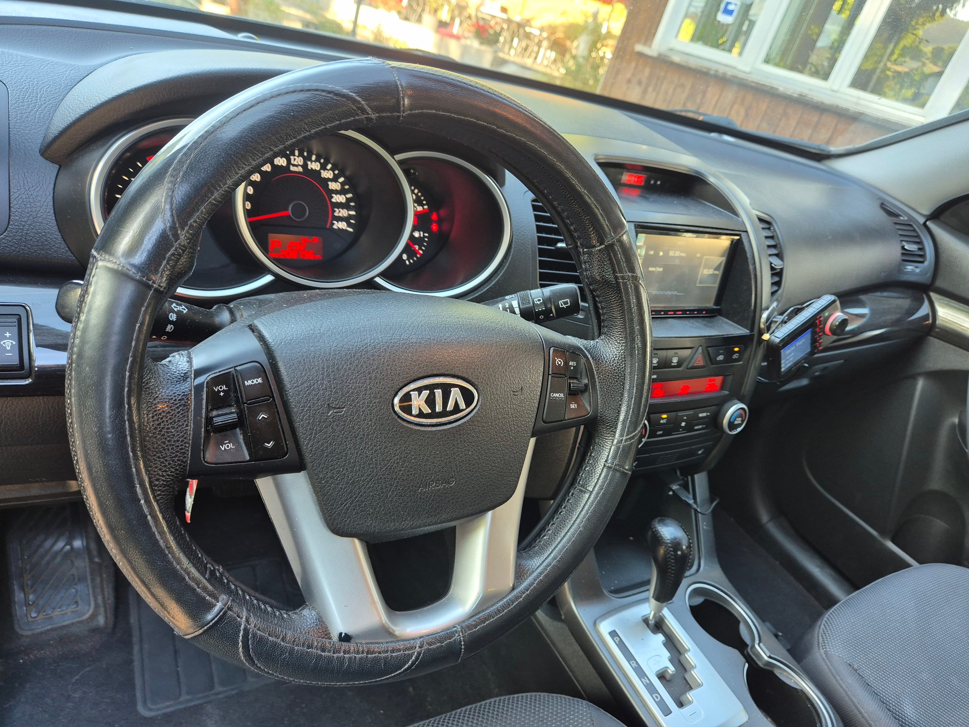 KIA Sorento 2.2 CRDI Style Automatic-image-22