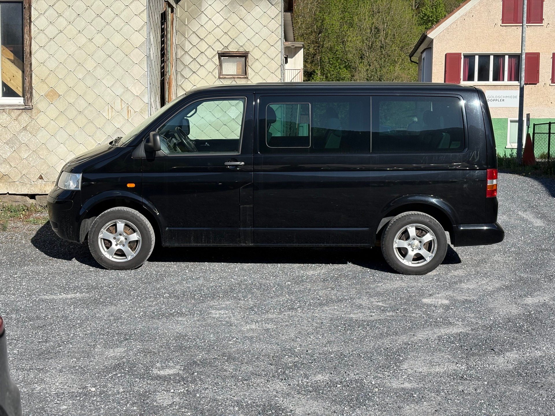 VW T5 Multivan Comfortline 2.5 TDI-image-4