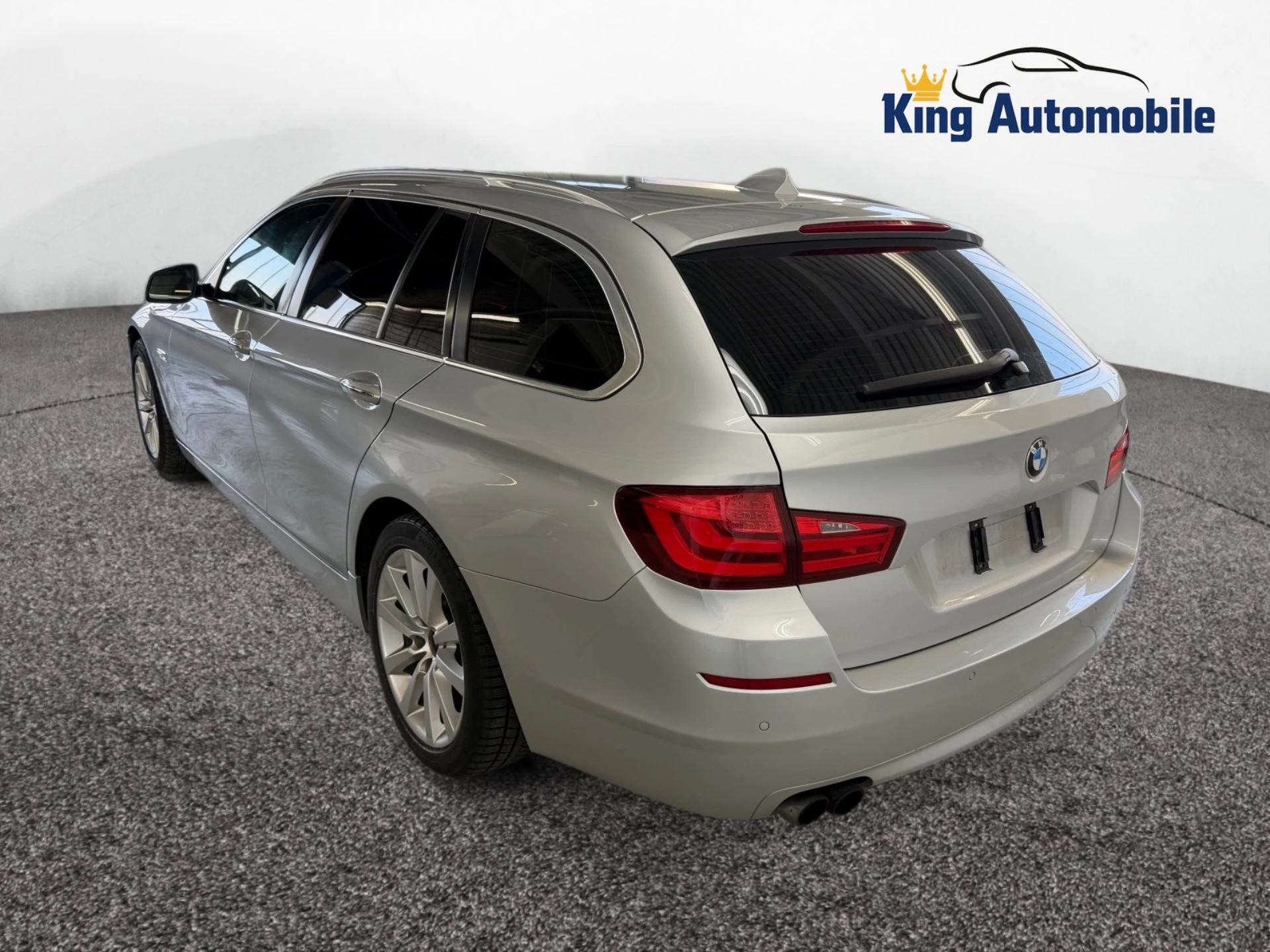 BMW 525d xDrive Touring Steptronic-image-6