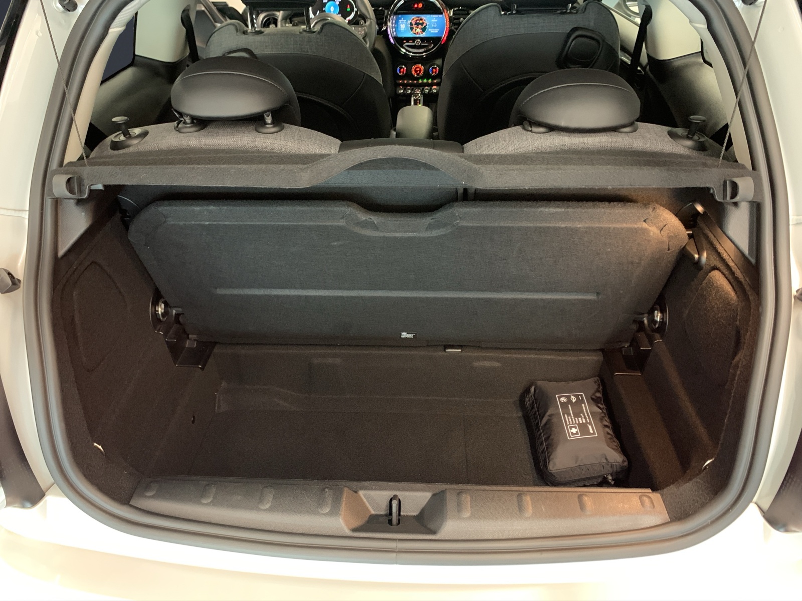 MINI Cooper S Trafalgar Edition Steptronic DKG-image-12