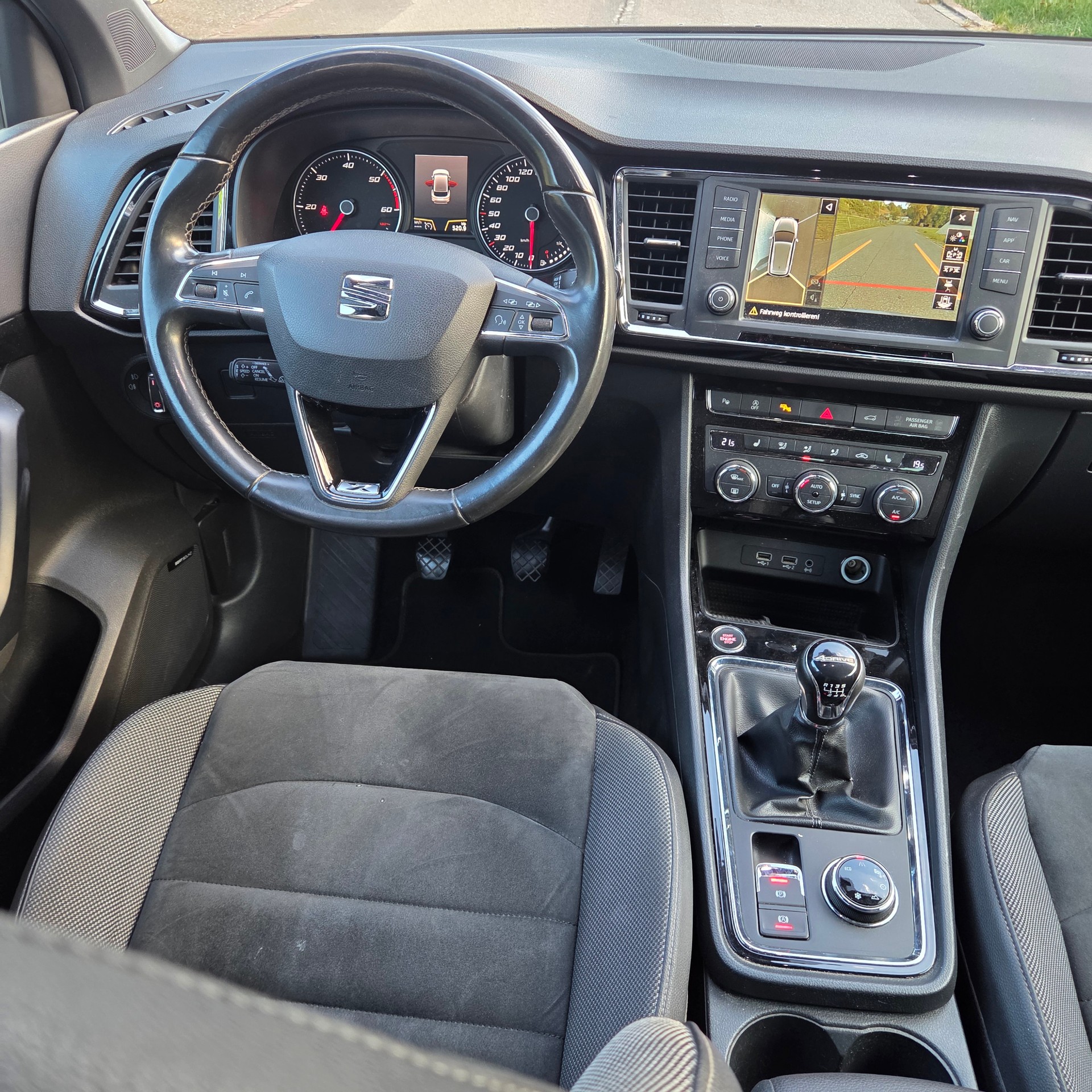 SEAT Ateca 2.0 TDI CR FR 4Drive-image-10
