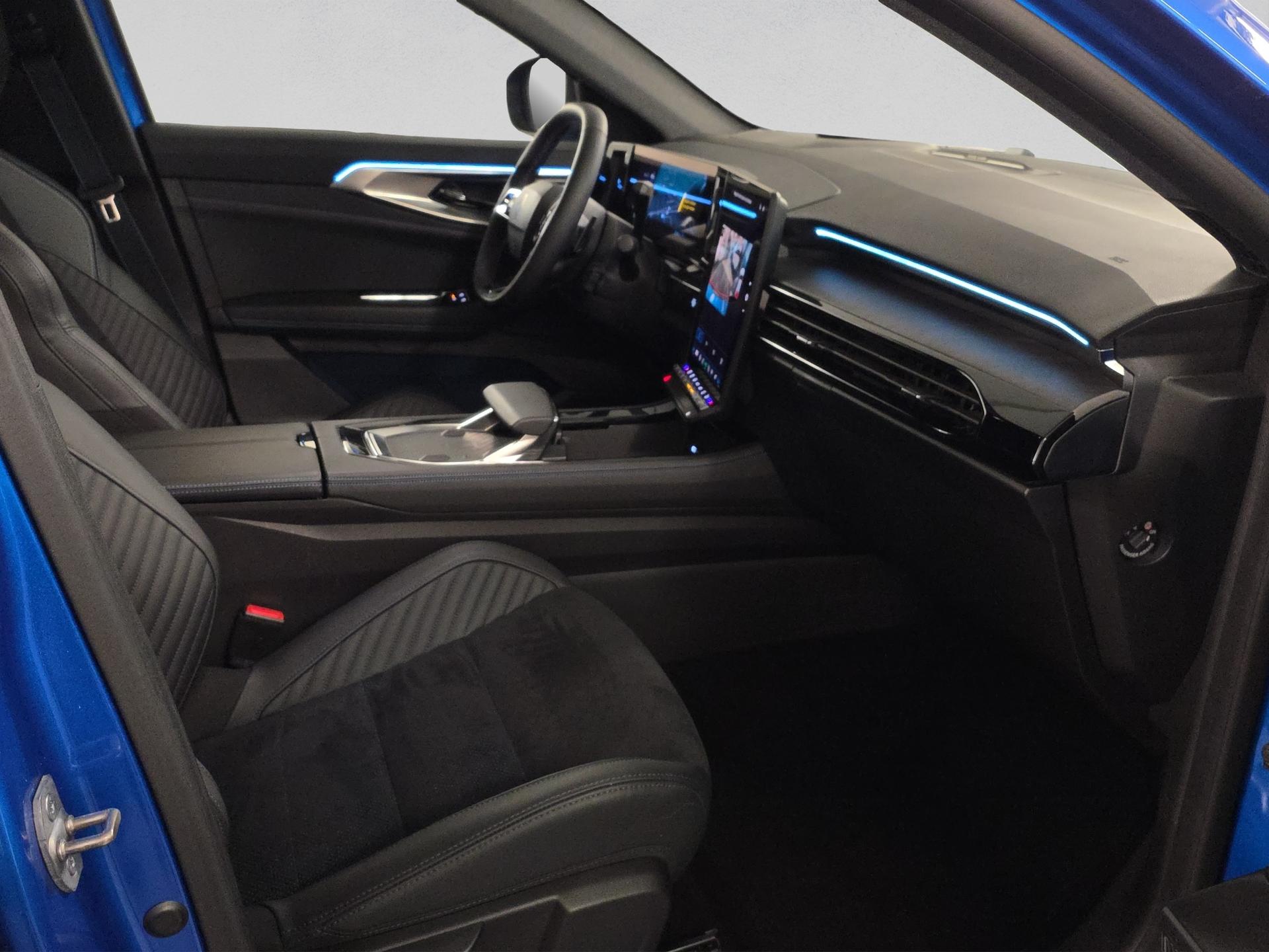 RENAULT Rafale 1.2 E-Tech Hybrid 200 Esprit Alpine-image-16