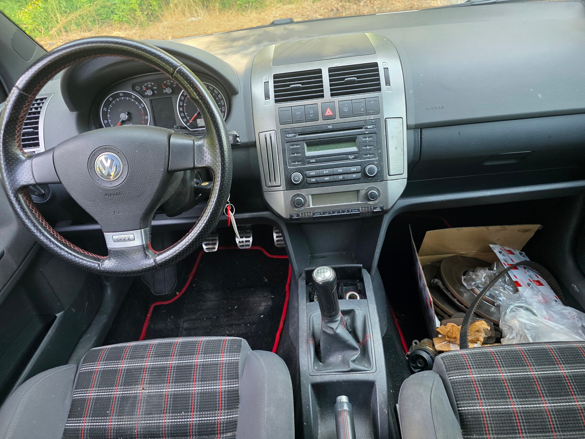 VW Polo 1.8 20V Turbo GTI-image-9