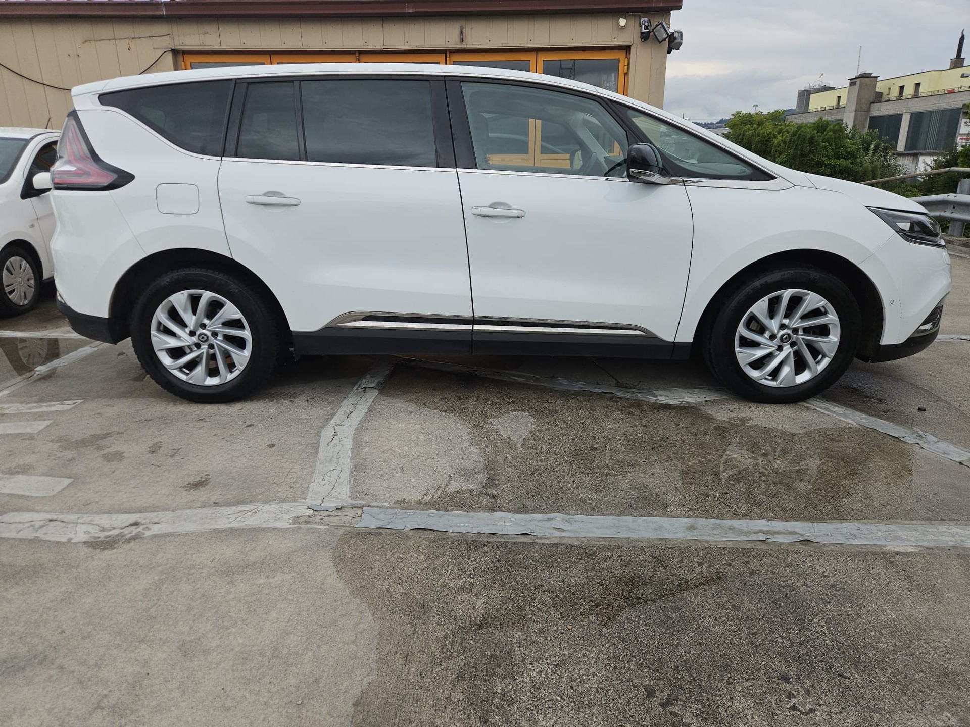 RENAULT Espace 1.6 TCe Intens EDC-image-4