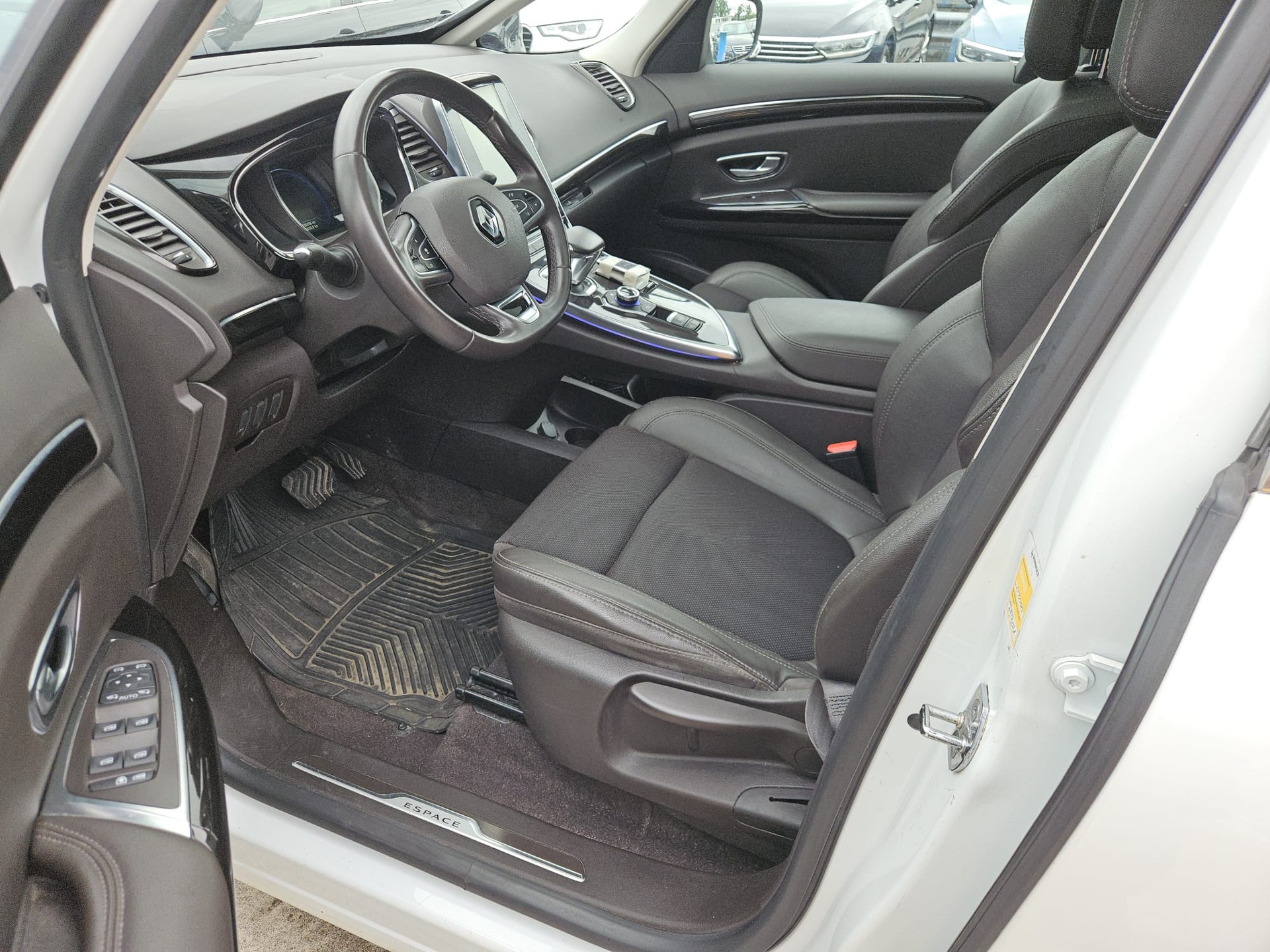 RENAULT Espace 1.6 TCe Intens EDC-image-12