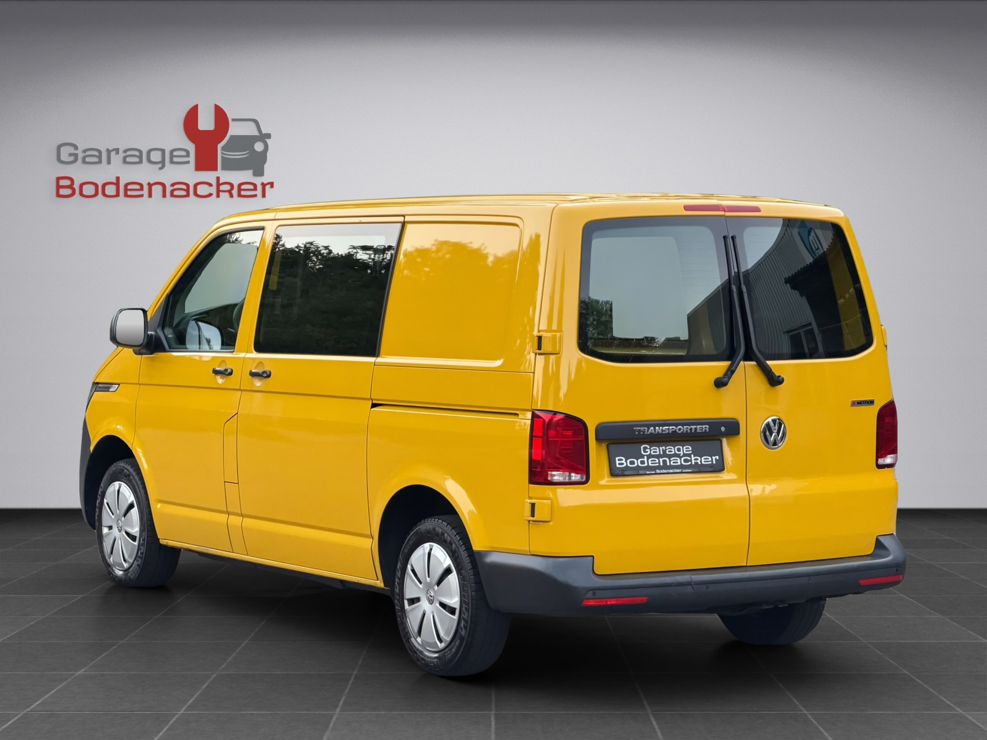 VW T6.1 2.0 TDI 4Motion DSG * Automat * Rückfahrkamera * Flügeltüre * L&R Schiebetüre *-image-4