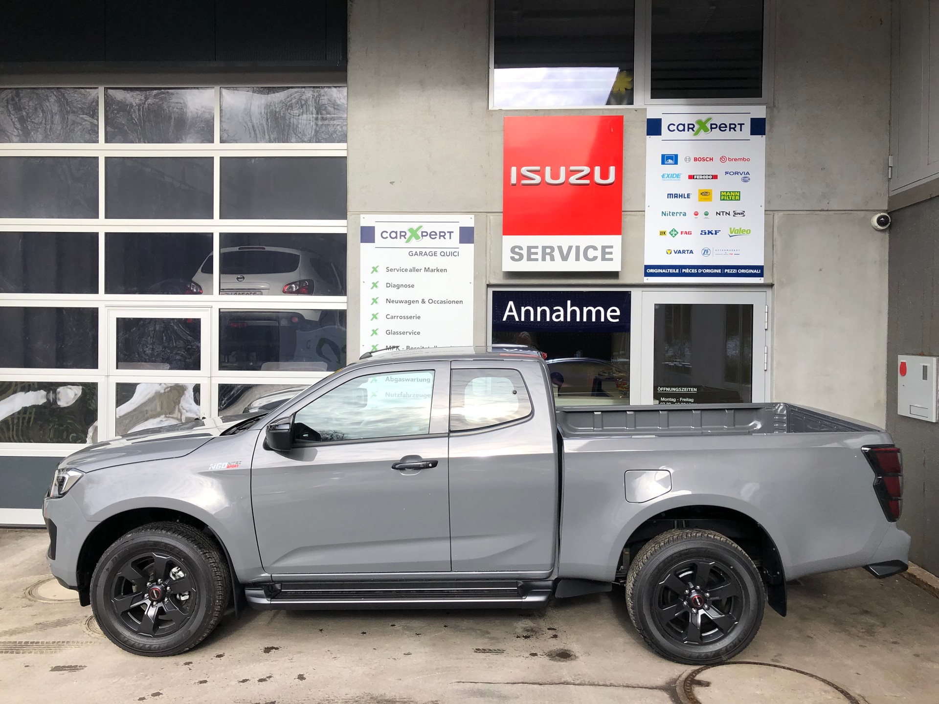 ISUZU D-MAX 1.9 SpaceCab N60 Nitro Sport 4x4 AT-image-0