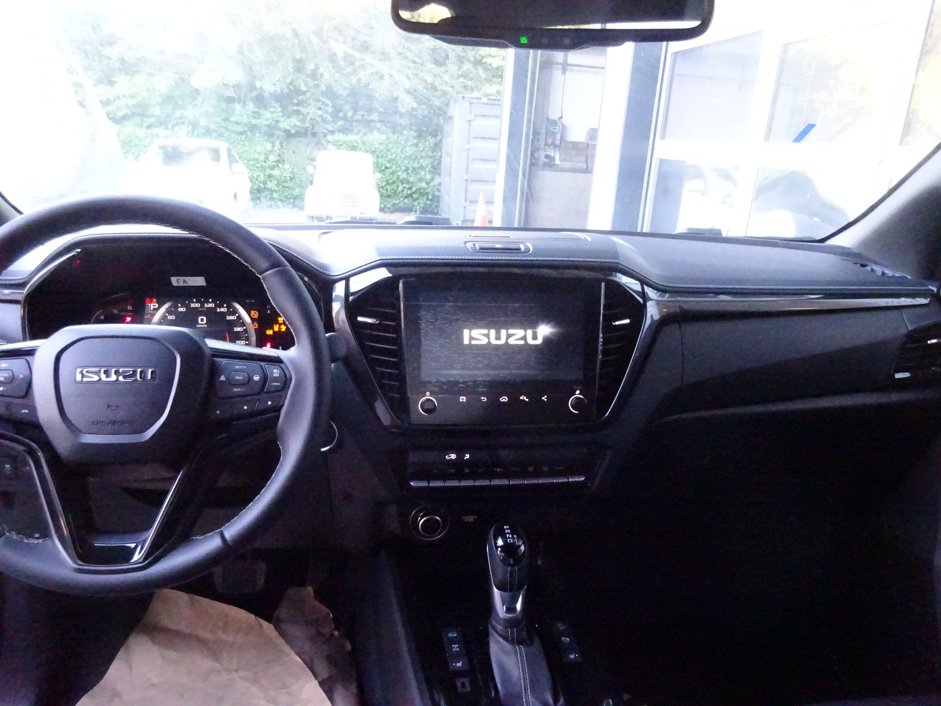 ISUZU D-MAX 1.9 SpaceCab N60 Nitro Sport 4x4 AT-image-5